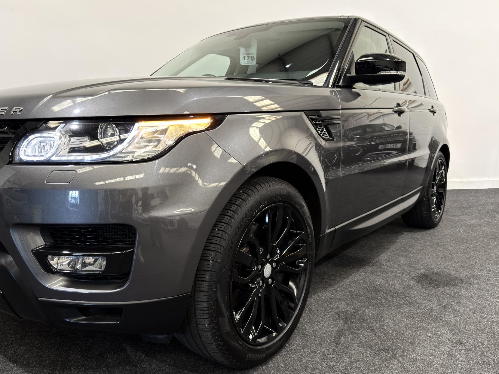 Land Rover Range Rover Sport 3.0 SD V6 HSE Dynamic SUV 5dr Diesel Auto 4WD Euro 5 (s/s) (306 ps)