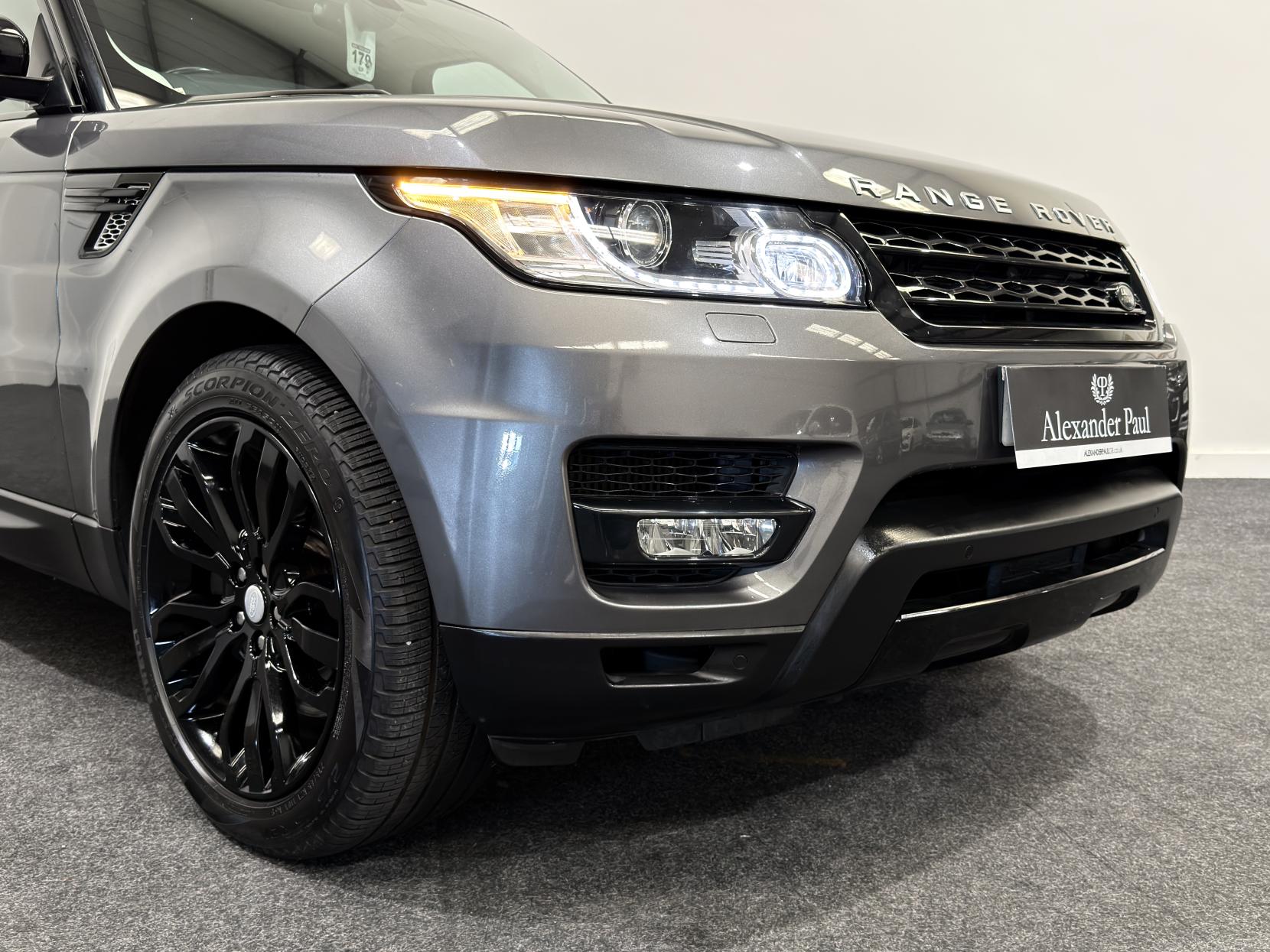 Land Rover Range Rover Sport 3.0 SD V6 HSE Dynamic SUV 5dr Diesel Auto 4WD Euro 5 (s/s) (306 ps)