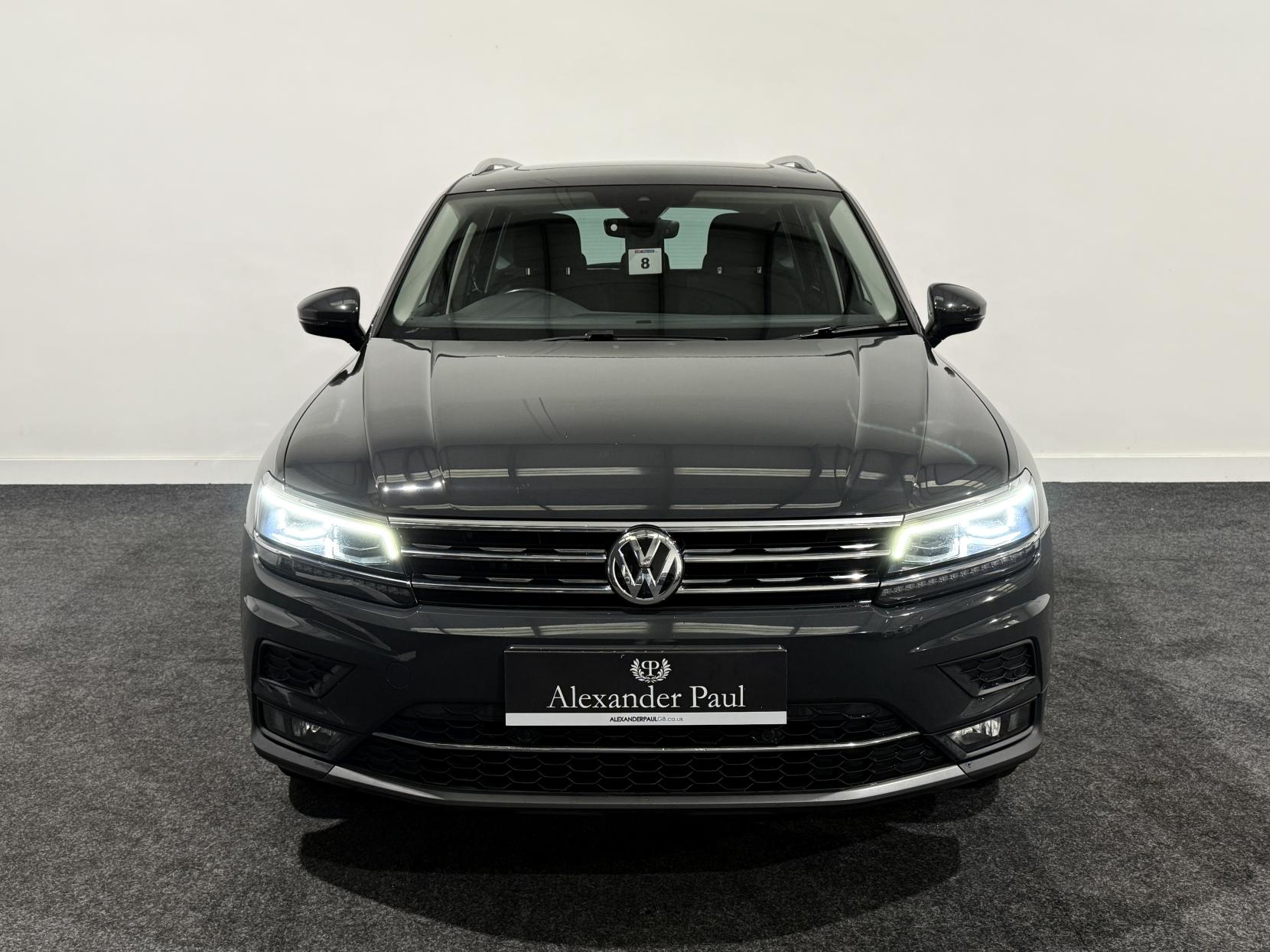 Volkswagen Tiguan 2.0 TDI SEL SUV 5dr Diesel Manual Euro 6 (s/s) (150 ps)