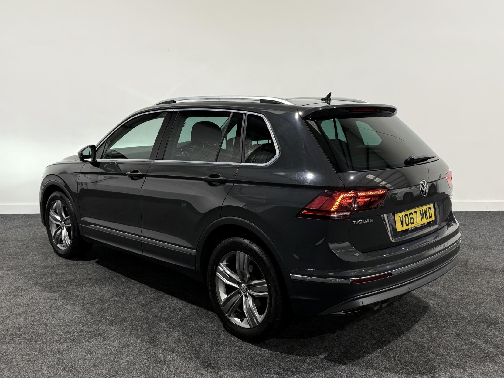 Volkswagen Tiguan 2.0 TDI SEL SUV 5dr Diesel Manual Euro 6 (s/s) (150 ps)