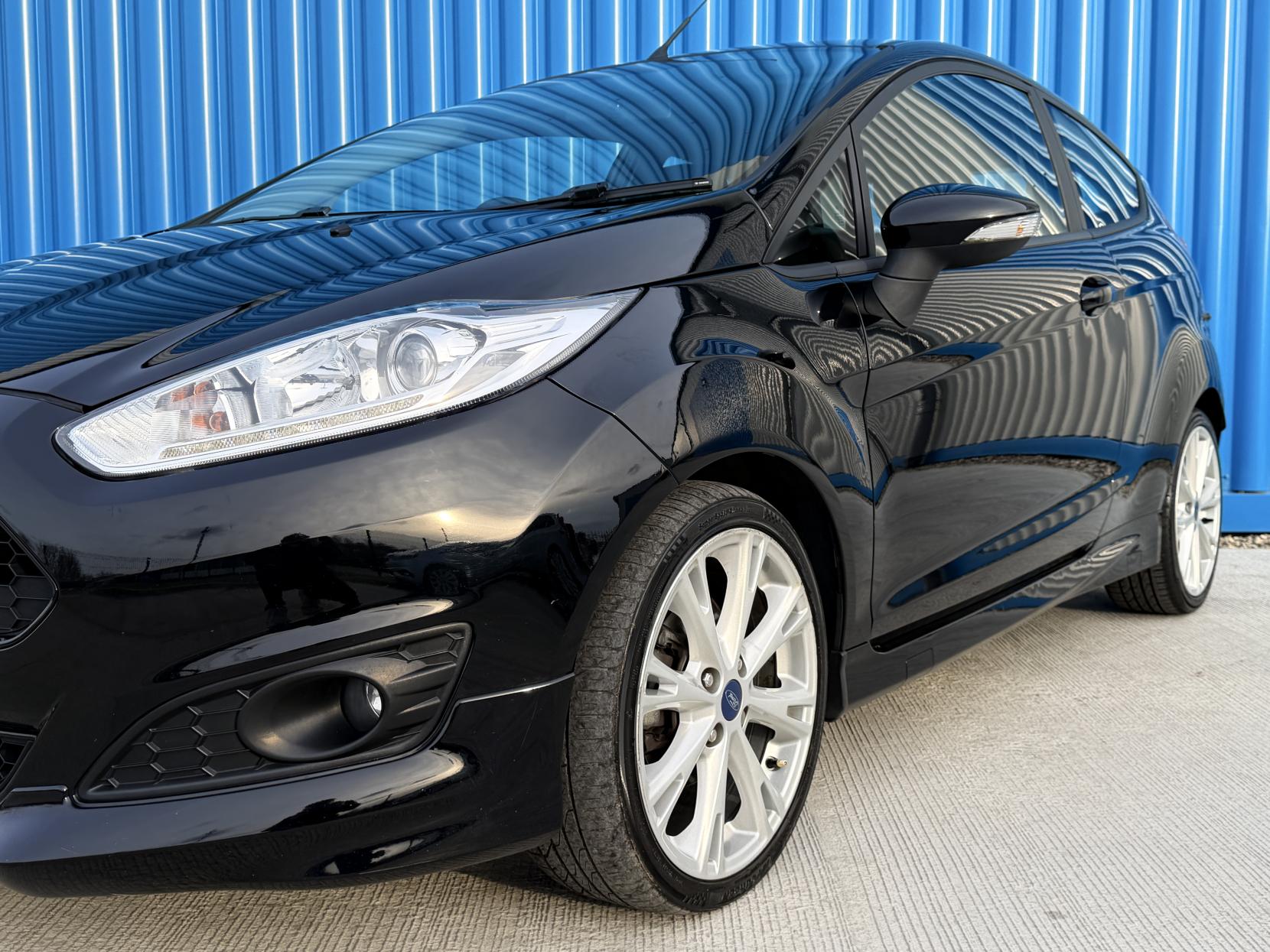Ford Fiesta 1.0T EcoBoost Zetec S Hatchback 3dr Petrol Manual Euro 6 (s/s) (125 ps)