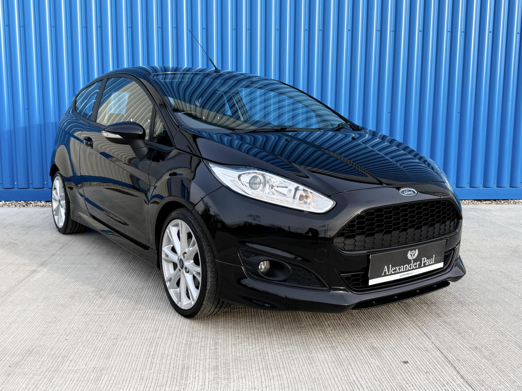Ford Fiesta 1.0T EcoBoost Zetec S Hatchback 3dr Petrol Manual Euro 6 (s/s) (125 ps)