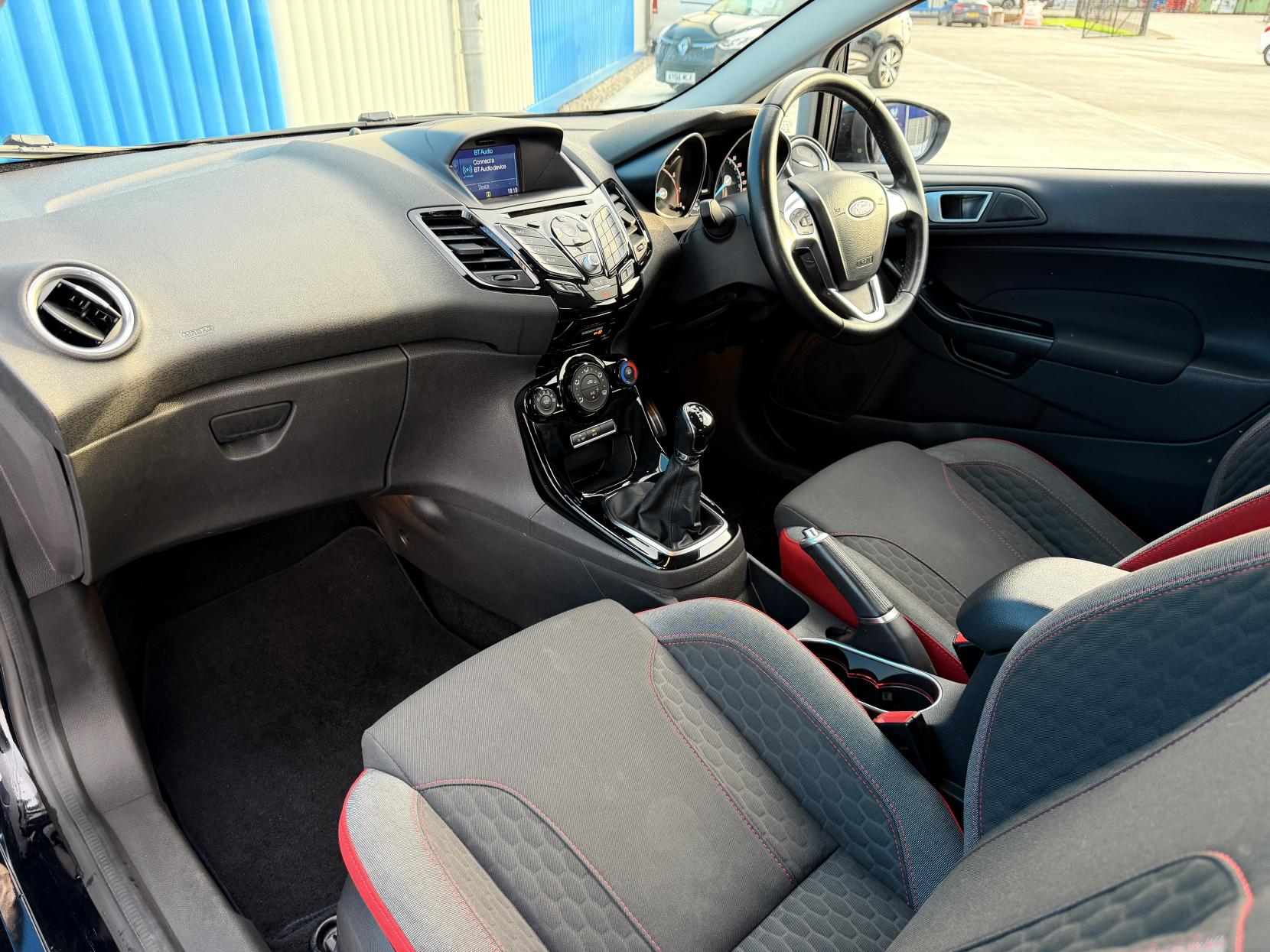 Ford Fiesta 1.0T EcoBoost Zetec S Hatchback 3dr Petrol Manual Euro 6 (s/s) (125 ps)