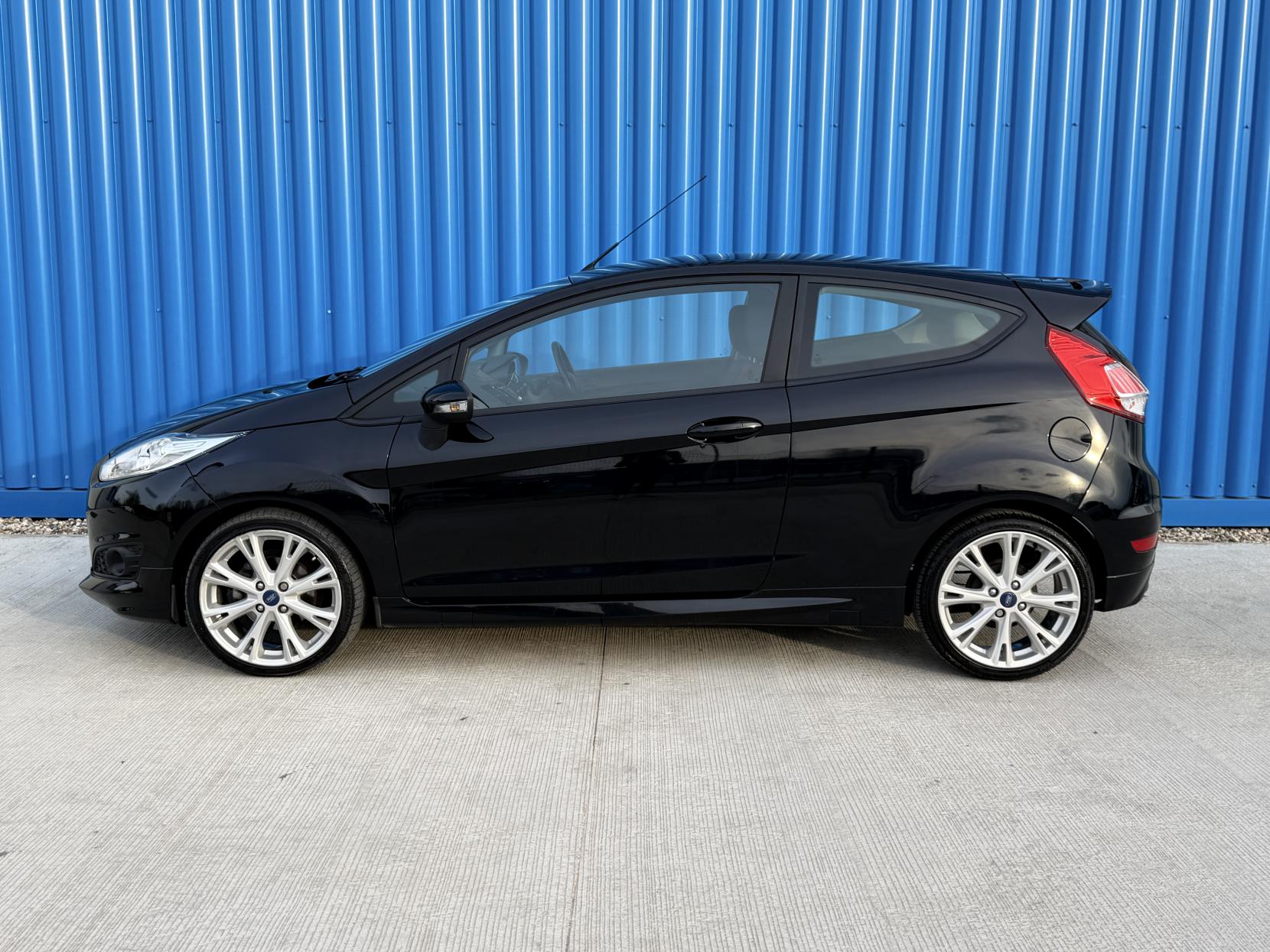 Ford Fiesta 1.0T EcoBoost Zetec S Hatchback 3dr Petrol Manual Euro 6 (s/s) (125 ps)
