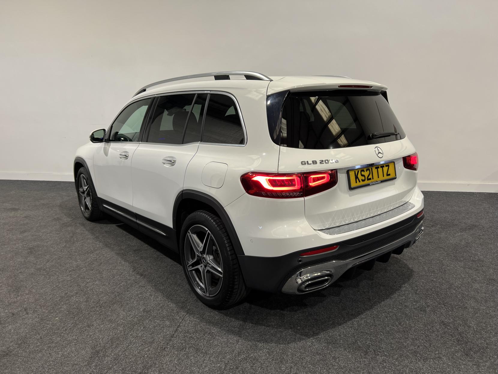 Mercedes-Benz GLB 2.0 GLB200d AMG Line (Premium 2) SUV 5dr Diesel 8G-DCT Euro 6 (s/s) (150 ps)
