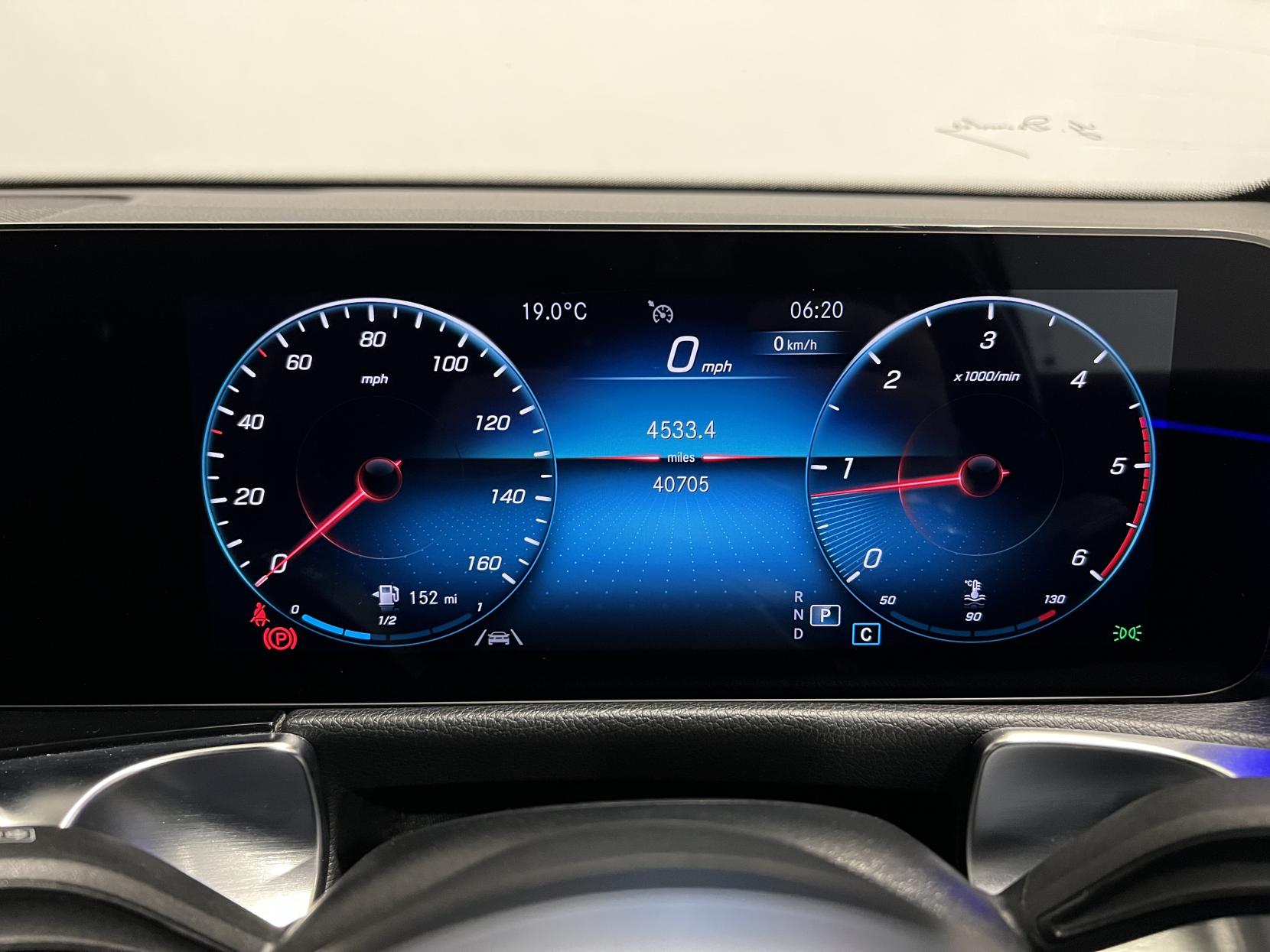Mercedes-Benz GLB 2.0 GLB200d AMG Line (Premium 2) SUV 5dr Diesel 8G-DCT Euro 6 (s/s) (150 ps)