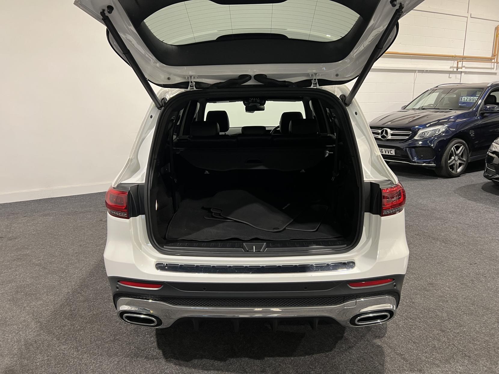 Mercedes-Benz GLB 2.0 GLB200d AMG Line (Premium 2) SUV 5dr Diesel 8G-DCT Euro 6 (s/s) (150 ps)