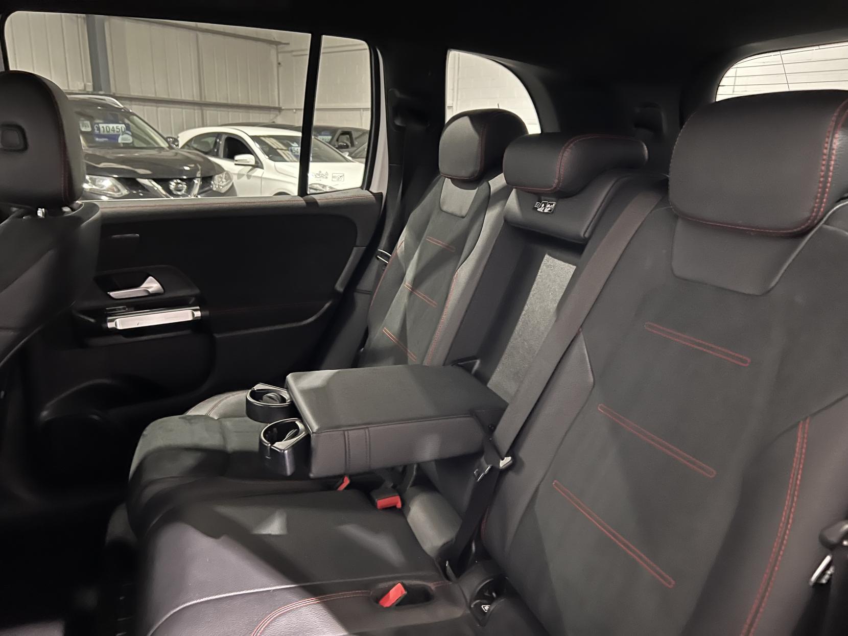 Mercedes-Benz GLB 2.0 GLB200d AMG Line (Premium 2) SUV 5dr Diesel 8G-DCT Euro 6 (s/s) (150 ps)