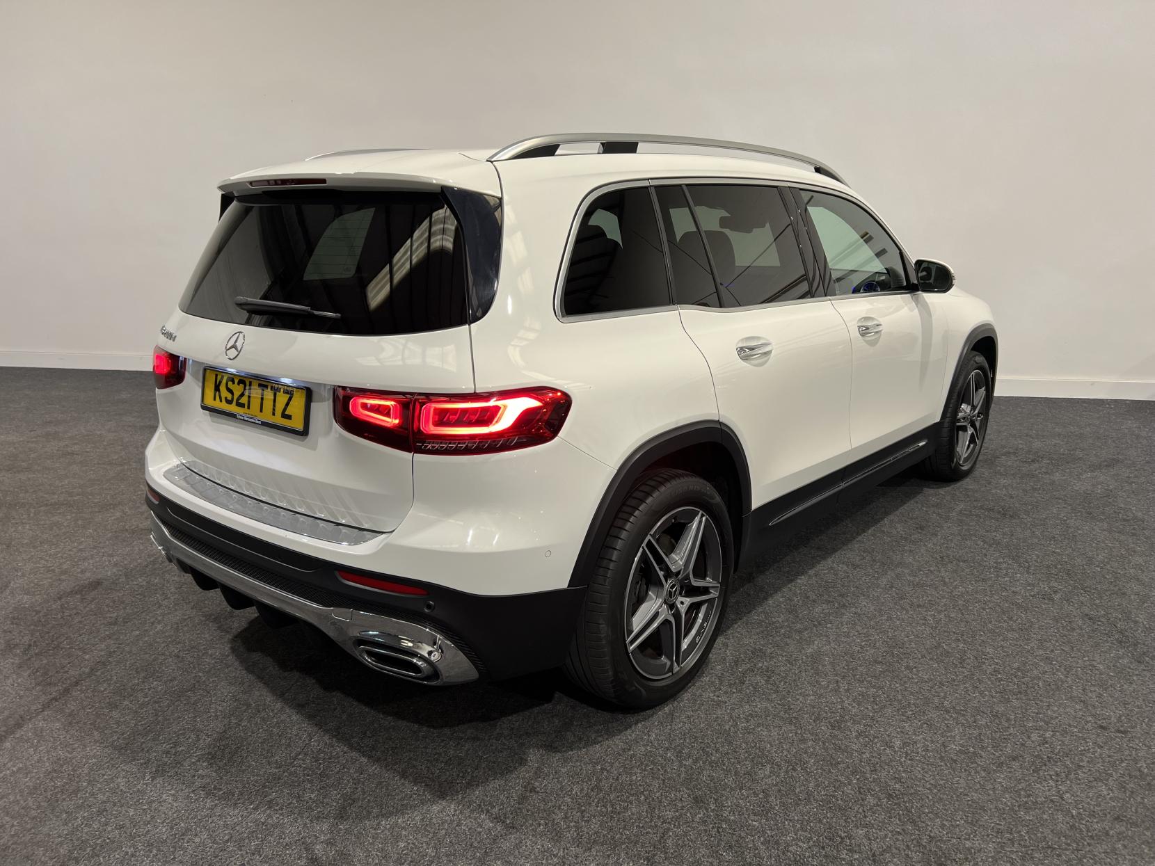 Mercedes-Benz GLB 2.0 GLB200d AMG Line (Premium 2) SUV 5dr Diesel 8G-DCT Euro 6 (s/s) (150 ps)