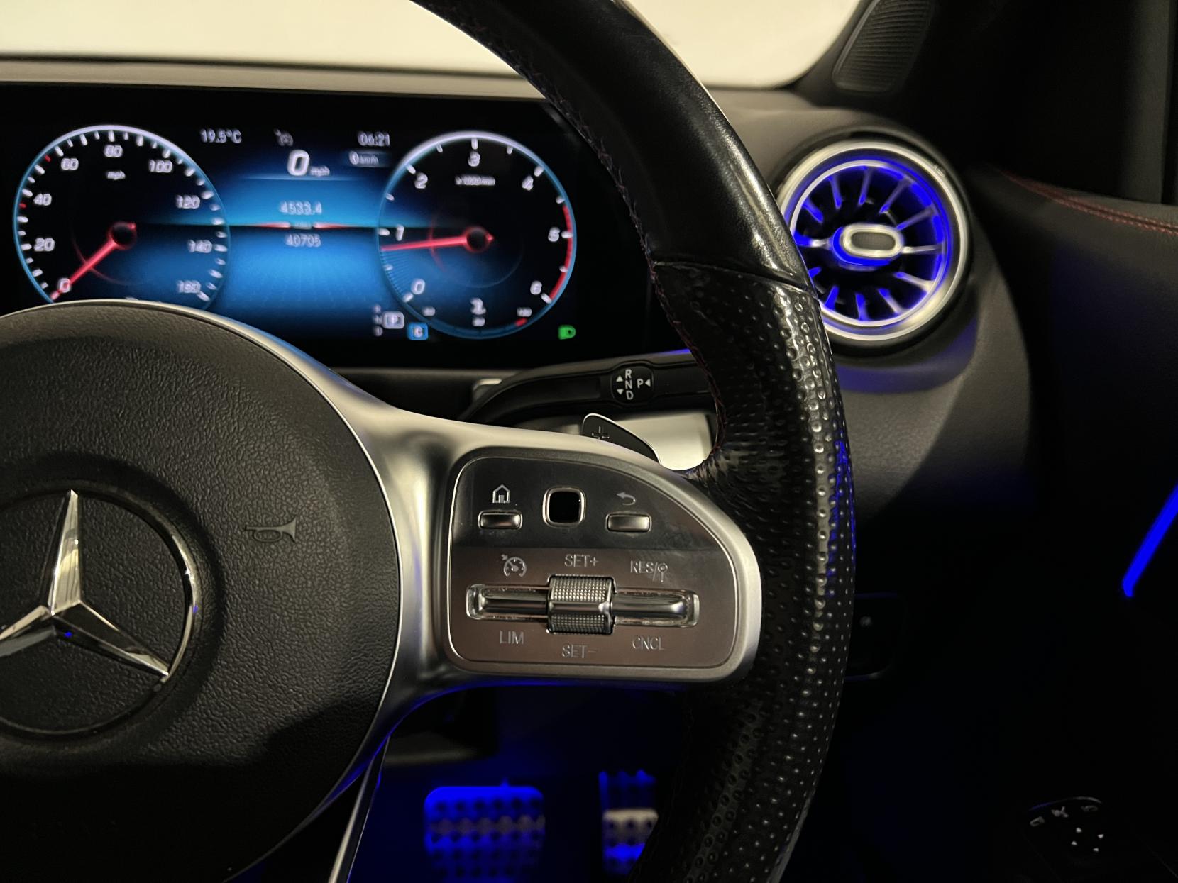 Mercedes-Benz GLB 2.0 GLB200d AMG Line (Premium 2) SUV 5dr Diesel 8G-DCT Euro 6 (s/s) (150 ps)