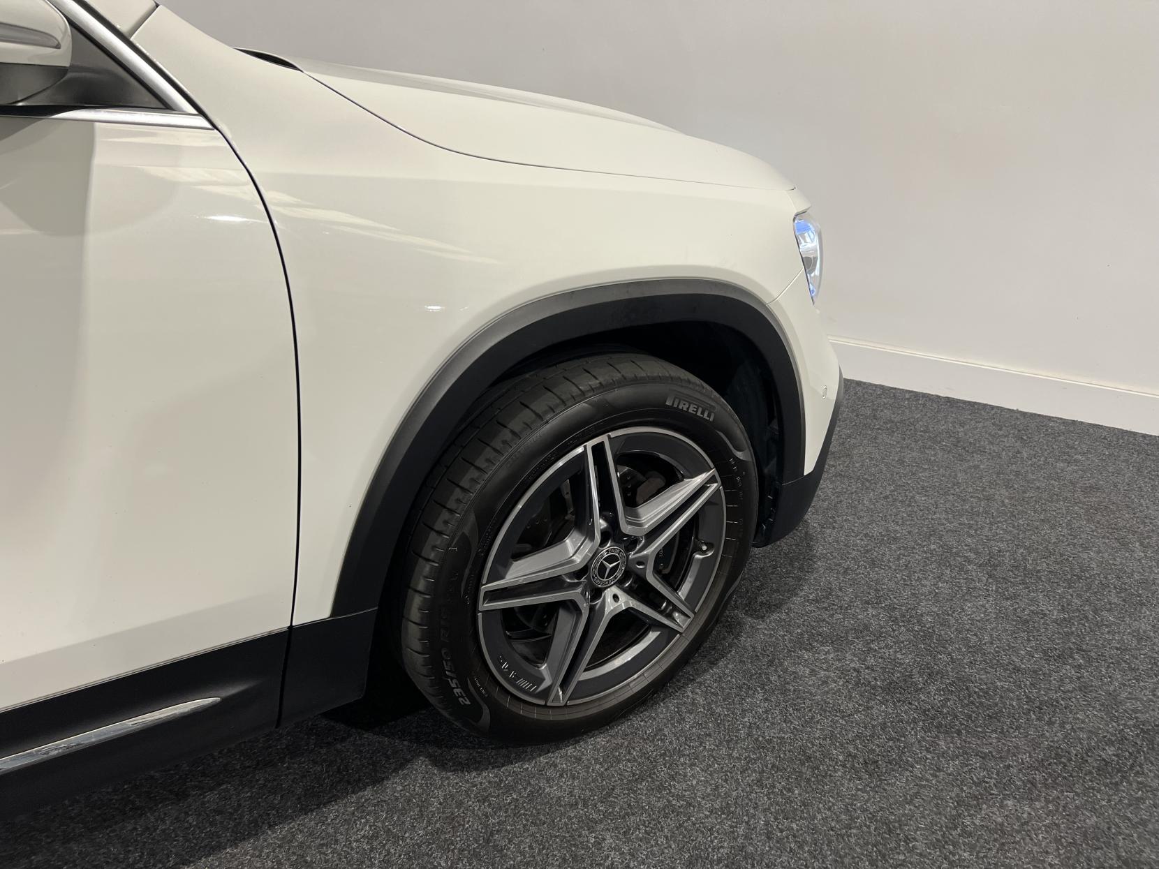 Mercedes-Benz GLB 2.0 GLB200d AMG Line (Premium 2) SUV 5dr Diesel 8G-DCT Euro 6 (s/s) (150 ps)
