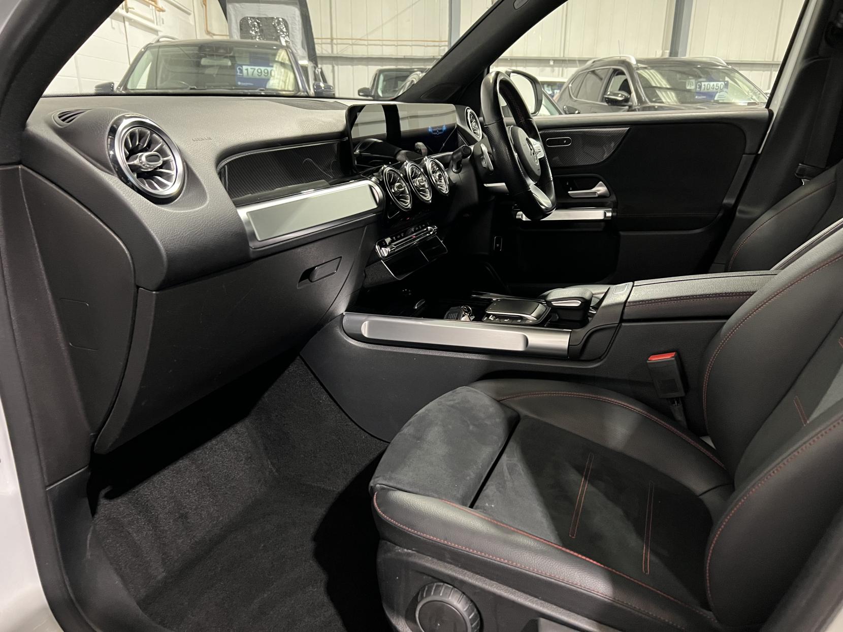 Mercedes-Benz GLB 2.0 GLB200d AMG Line (Premium 2) SUV 5dr Diesel 8G-DCT Euro 6 (s/s) (150 ps)