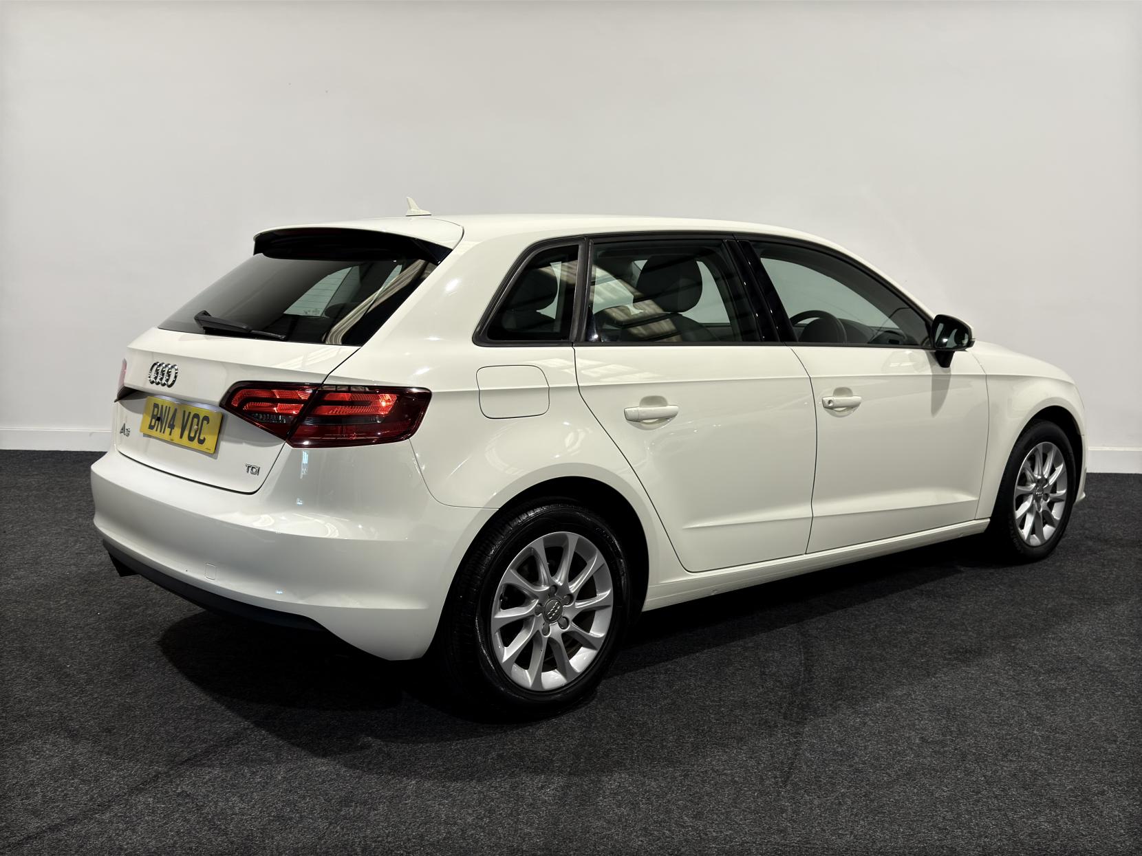 Audi A3 2.0 TDI SE Sportback 5dr Diesel Manual Euro 5 (s/s) (150 ps)