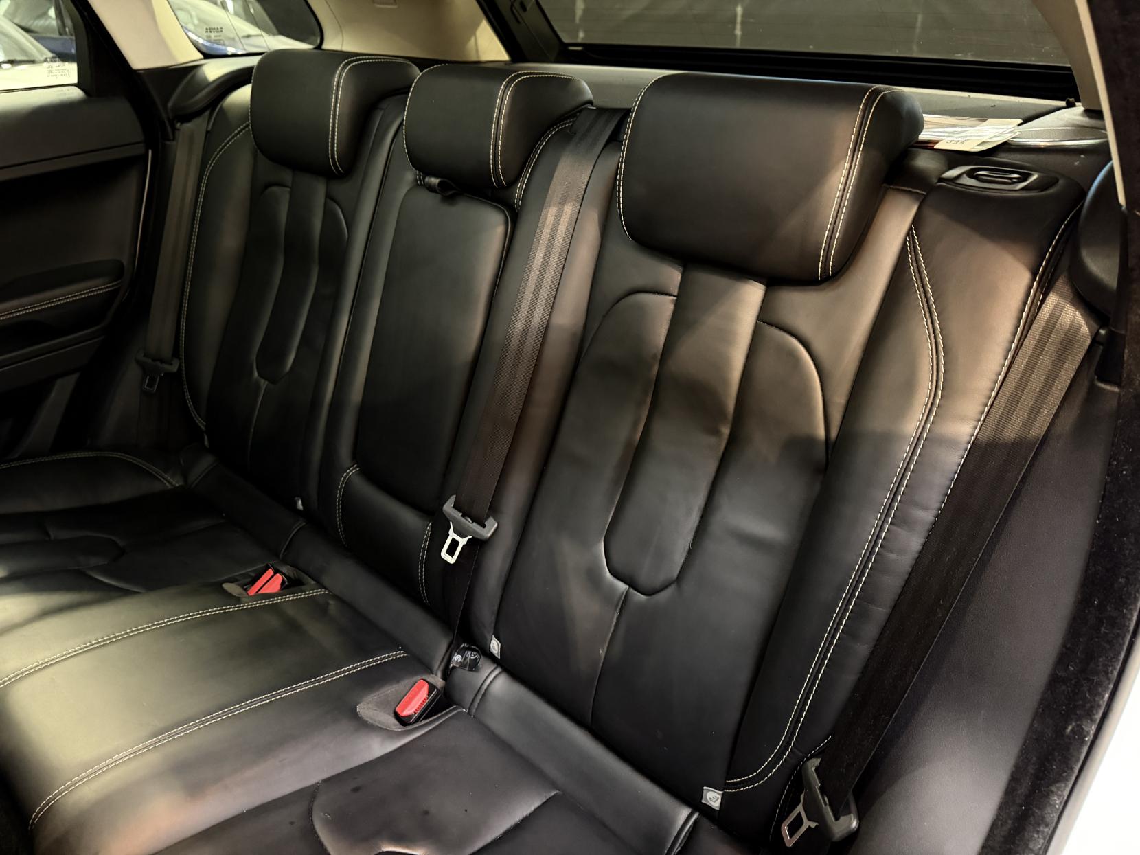 Land Rover Range Rover Evoque 2.2 SD4 Prestige Lux SUV 5dr Diesel Auto 4WD Euro 5 (s/s) (190 ps)