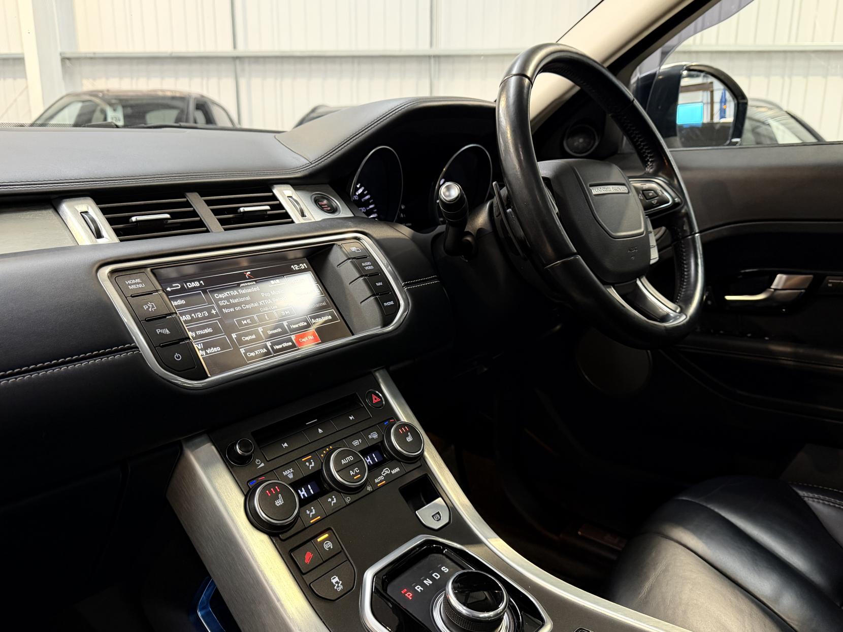 Land Rover Range Rover Evoque 2.2 SD4 Prestige Lux SUV 5dr Diesel Auto 4WD Euro 5 (s/s) (190 ps)