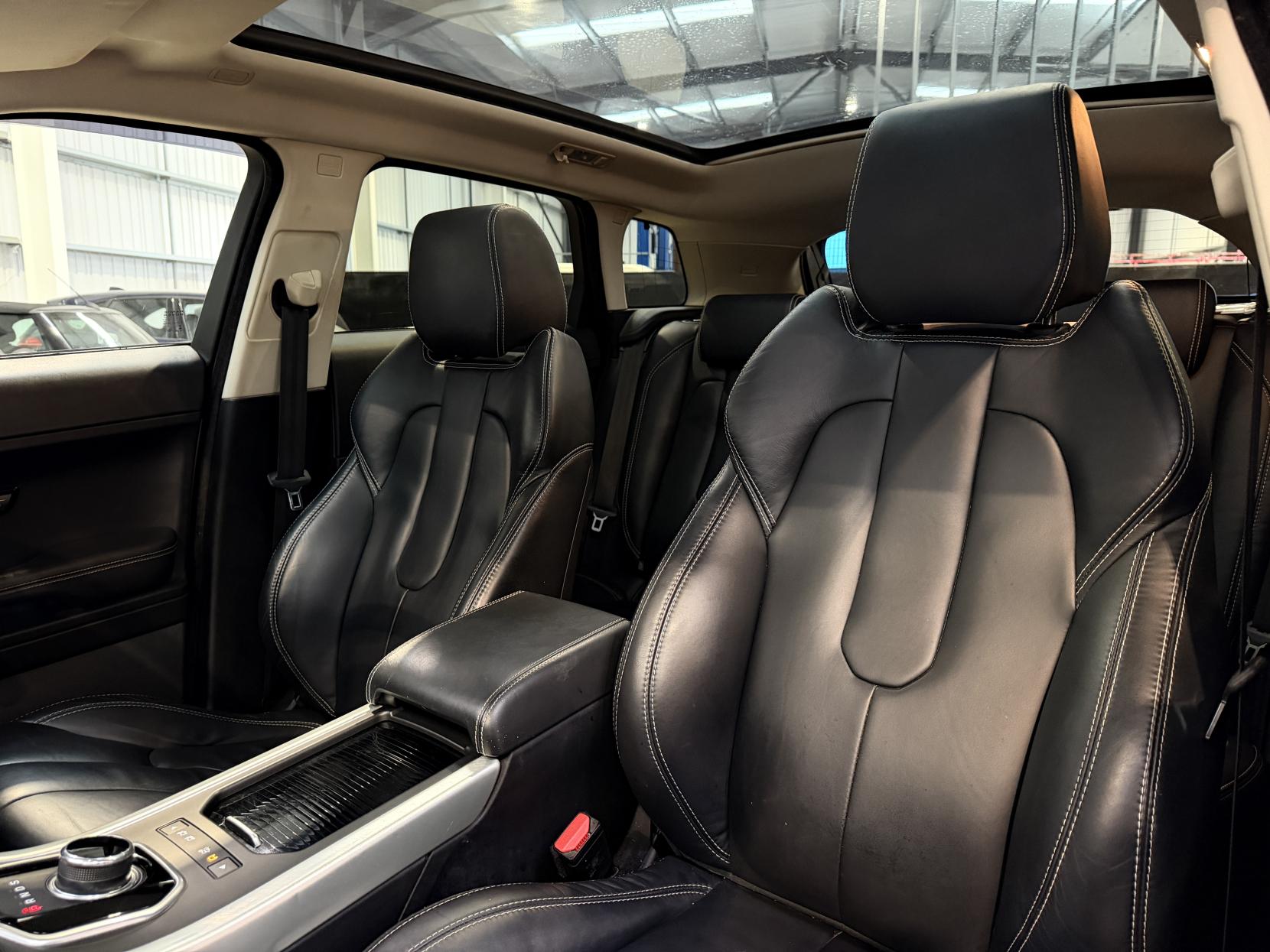 Land Rover Range Rover Evoque 2.2 SD4 Prestige Lux SUV 5dr Diesel Auto 4WD Euro 5 (s/s) (190 ps)