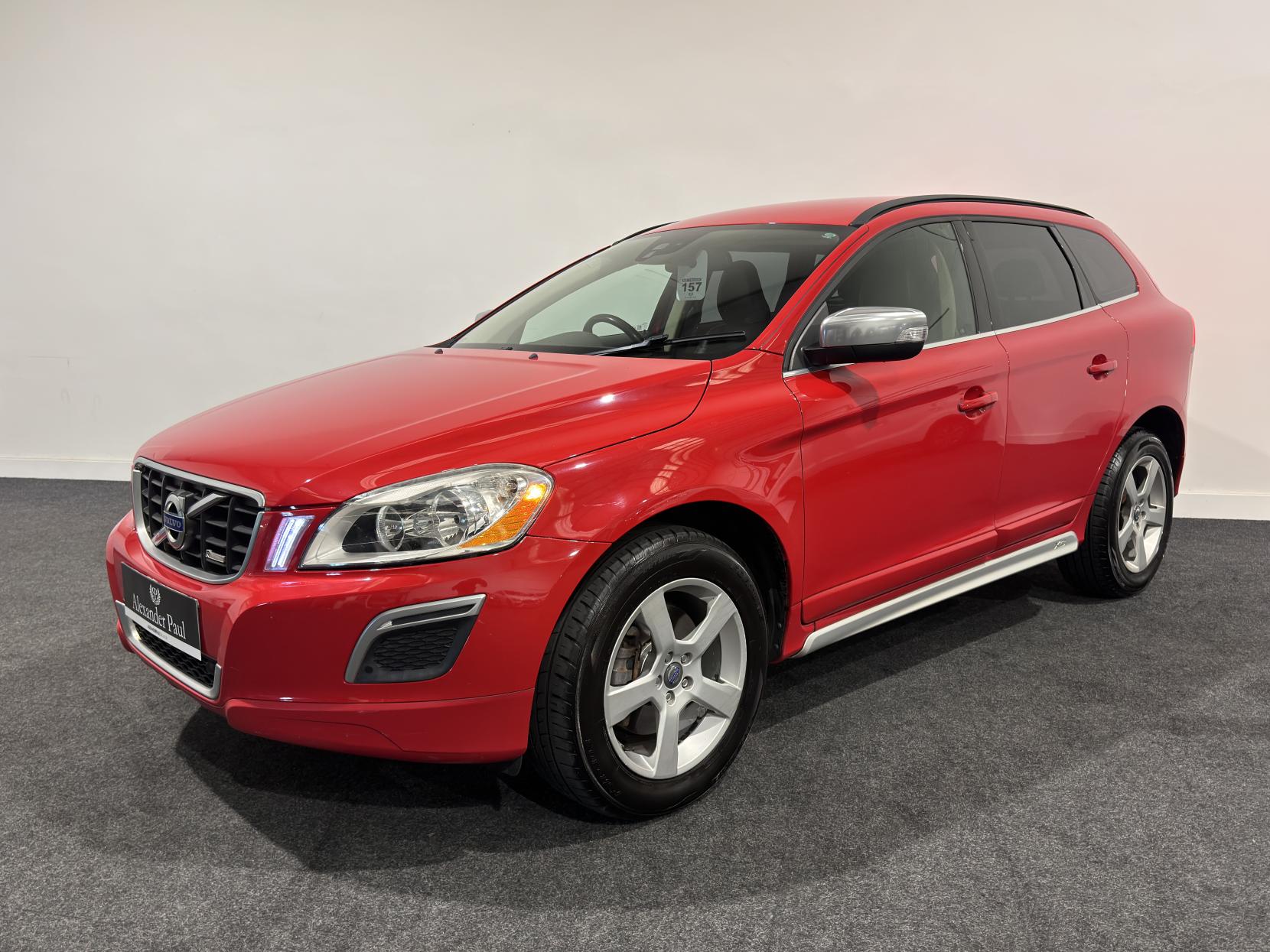 Volvo XC60 2.4 D5 R-Design SUV 5dr Diesel Geartronic AWD Euro 5 (215 ps)