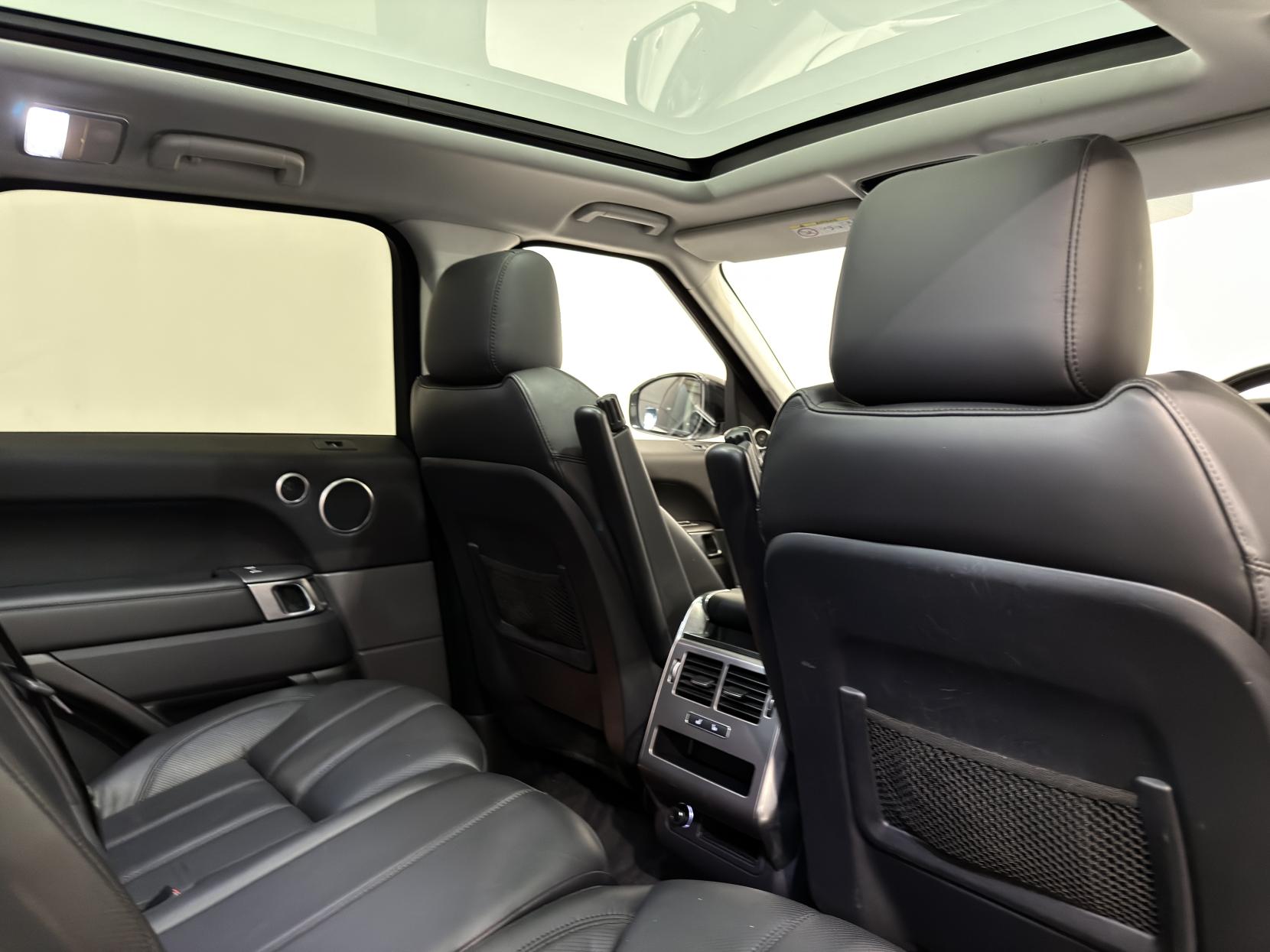 Land Rover Range Rover Sport 3.0 SD V6 HSE SUV 5dr Diesel Auto 4WD Euro 6 (s/s) (306 ps)
