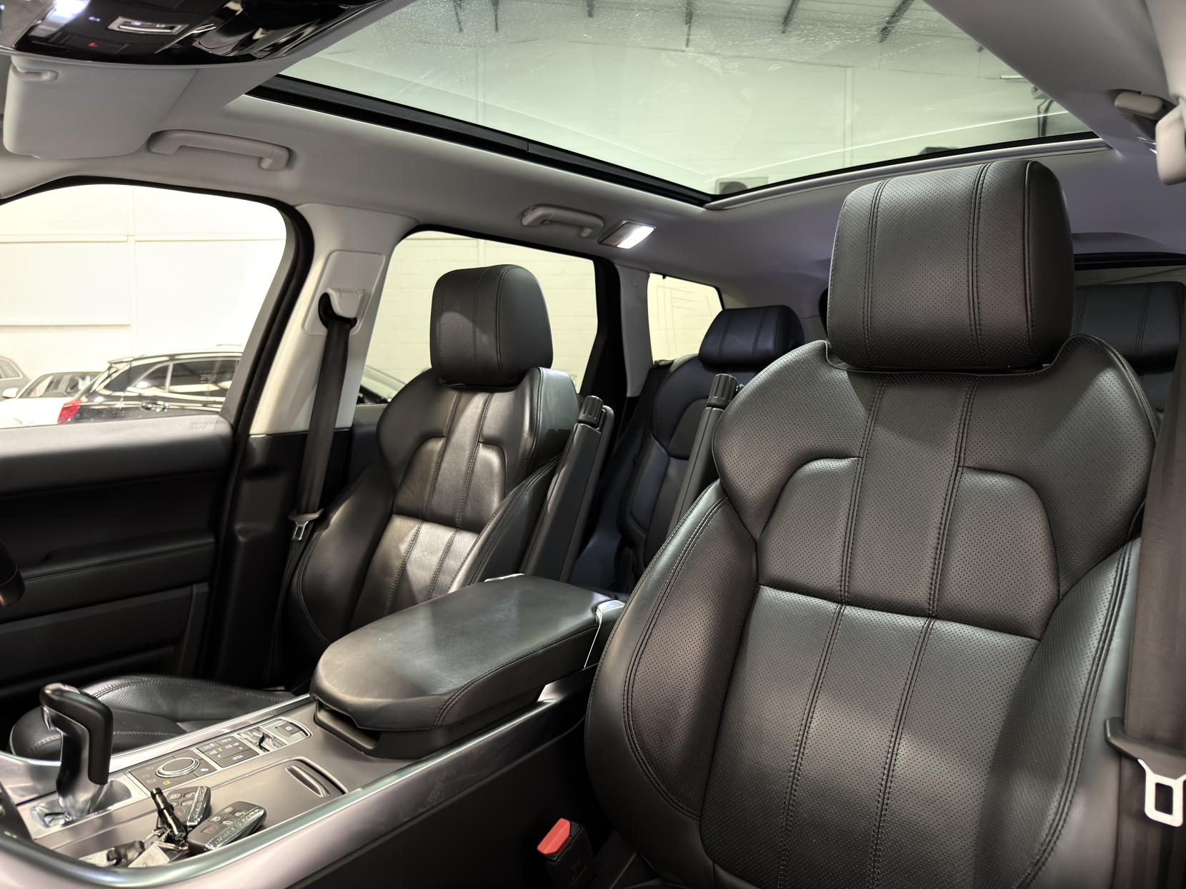 Land Rover Range Rover Sport 3.0 SD V6 HSE SUV 5dr Diesel Auto 4WD Euro 6 (s/s) (306 ps)