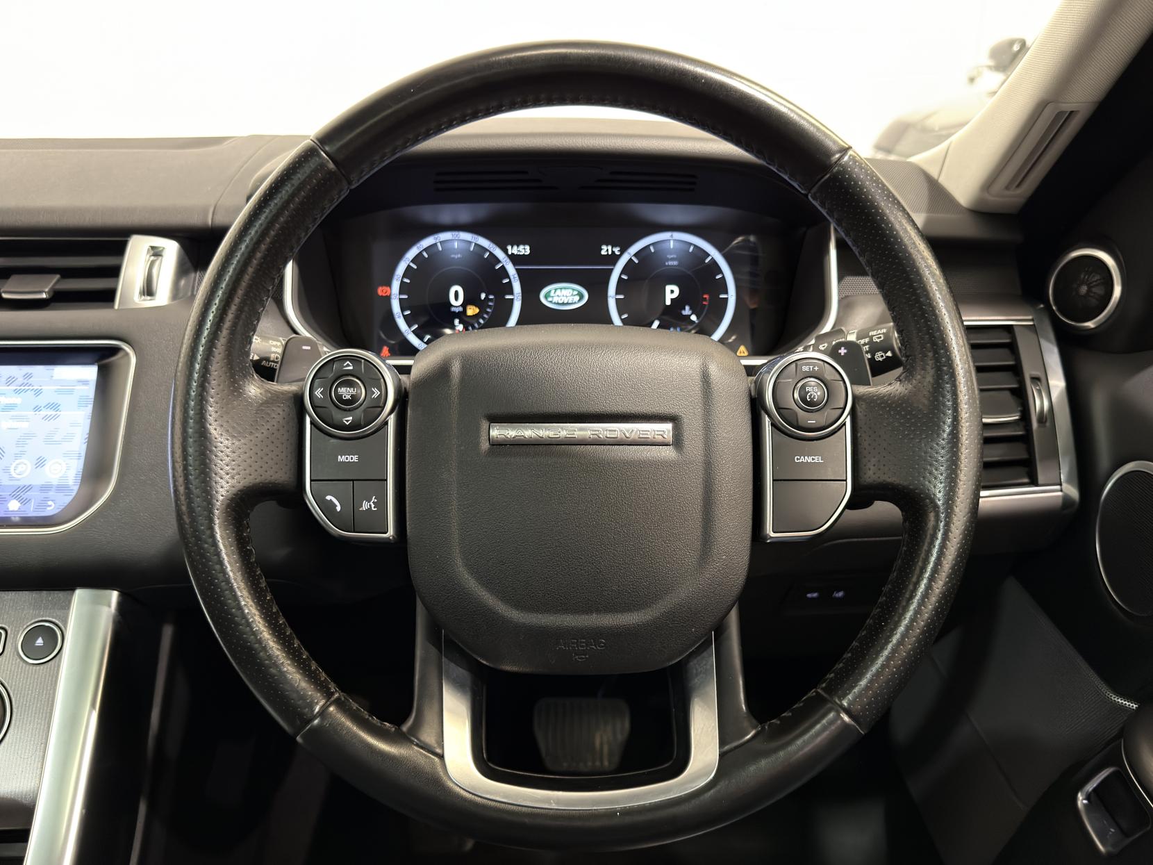 Land Rover Range Rover Sport 3.0 SD V6 HSE SUV 5dr Diesel Auto 4WD Euro 6 (s/s) (306 ps)