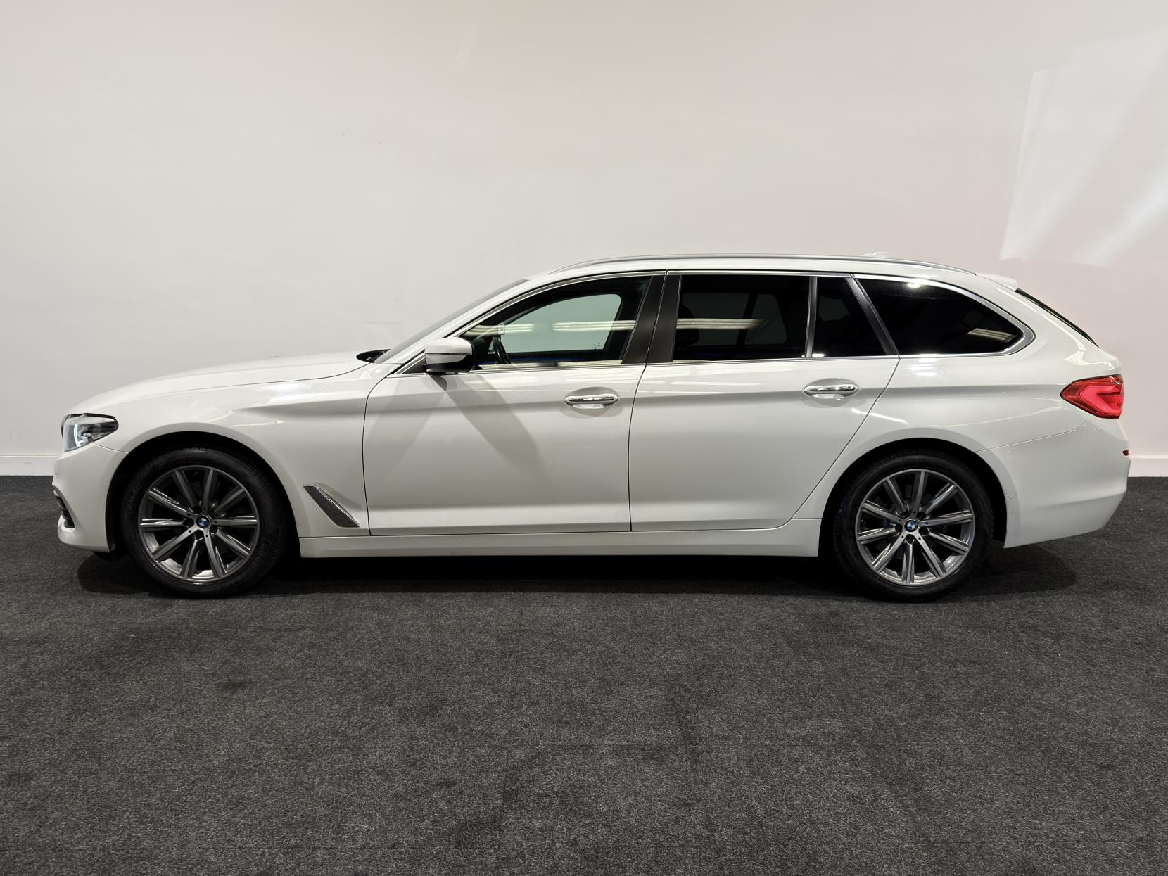 BMW 5 Series 2.0 520d SE Touring 5dr Diesel Auto Euro 6 (s/s) (190 ps)