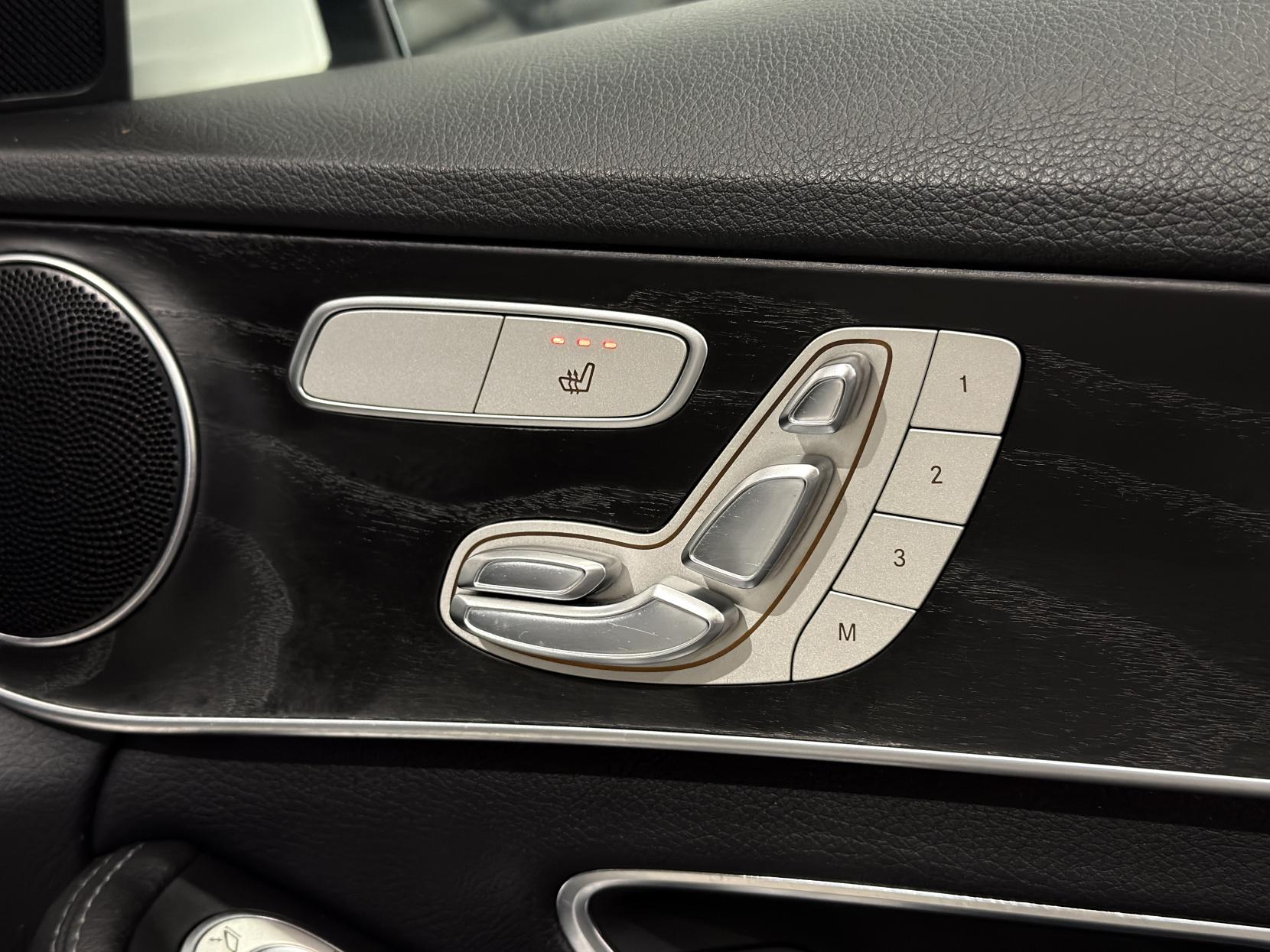 Mercedes-Benz C Class 1.6 C200d AMG Line (Premium) Saloon 4dr Diesel G-Tronic+ Euro 6 (s/s) (136 ps)