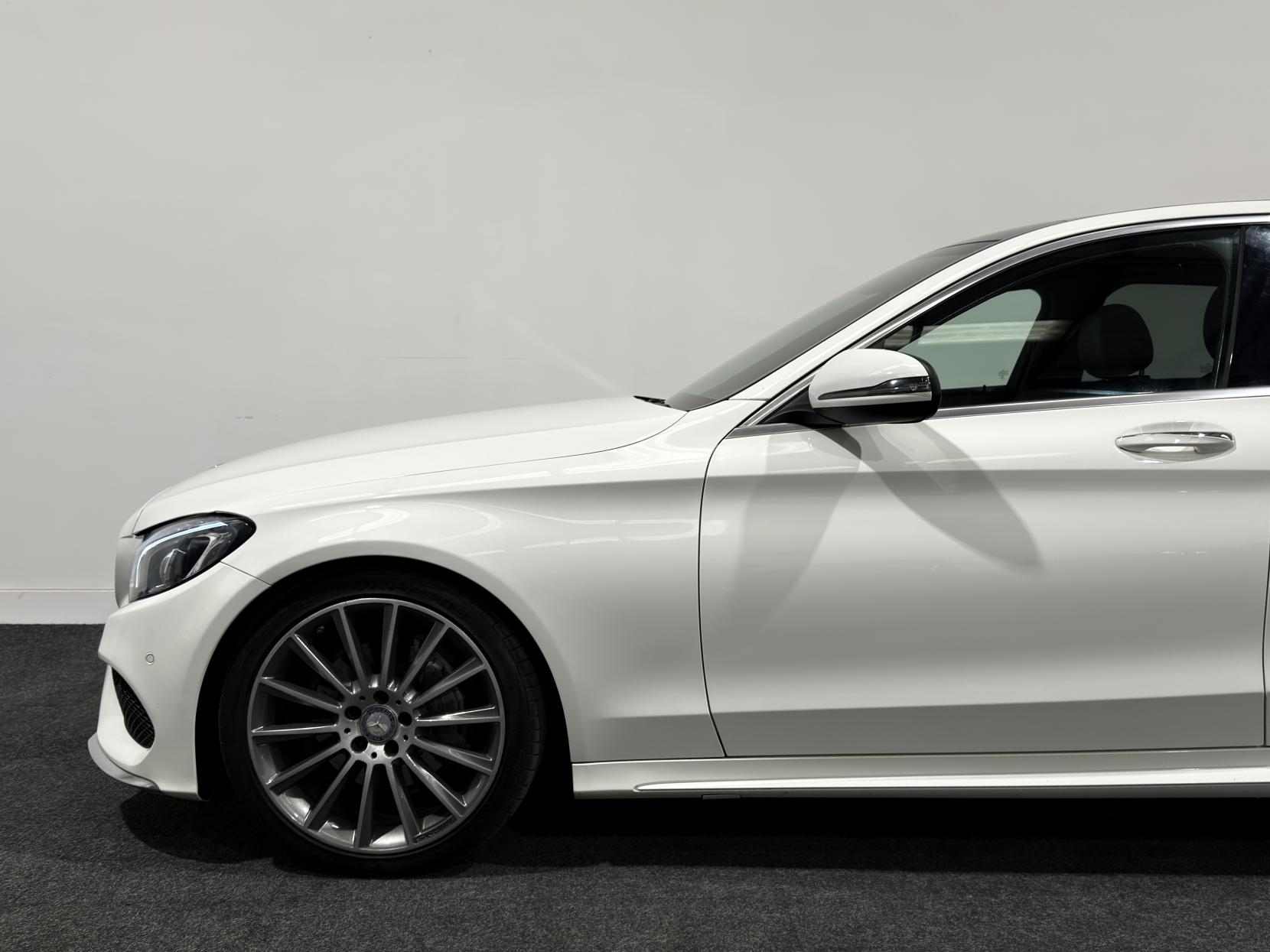 Mercedes-Benz C Class 1.6 C200d AMG Line (Premium) Saloon 4dr Diesel G-Tronic+ Euro 6 (s/s) (136 ps)