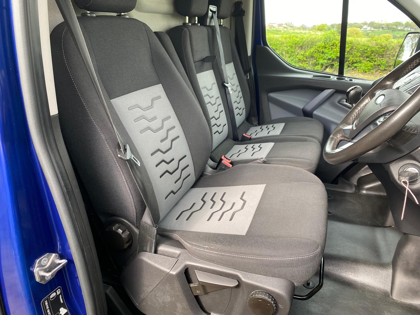 Ford Transit Custom 2.0 TDCi 270 Limited Panel Van 5dr Diesel Manual L1 H1 (157 g/km, 128 bhp)