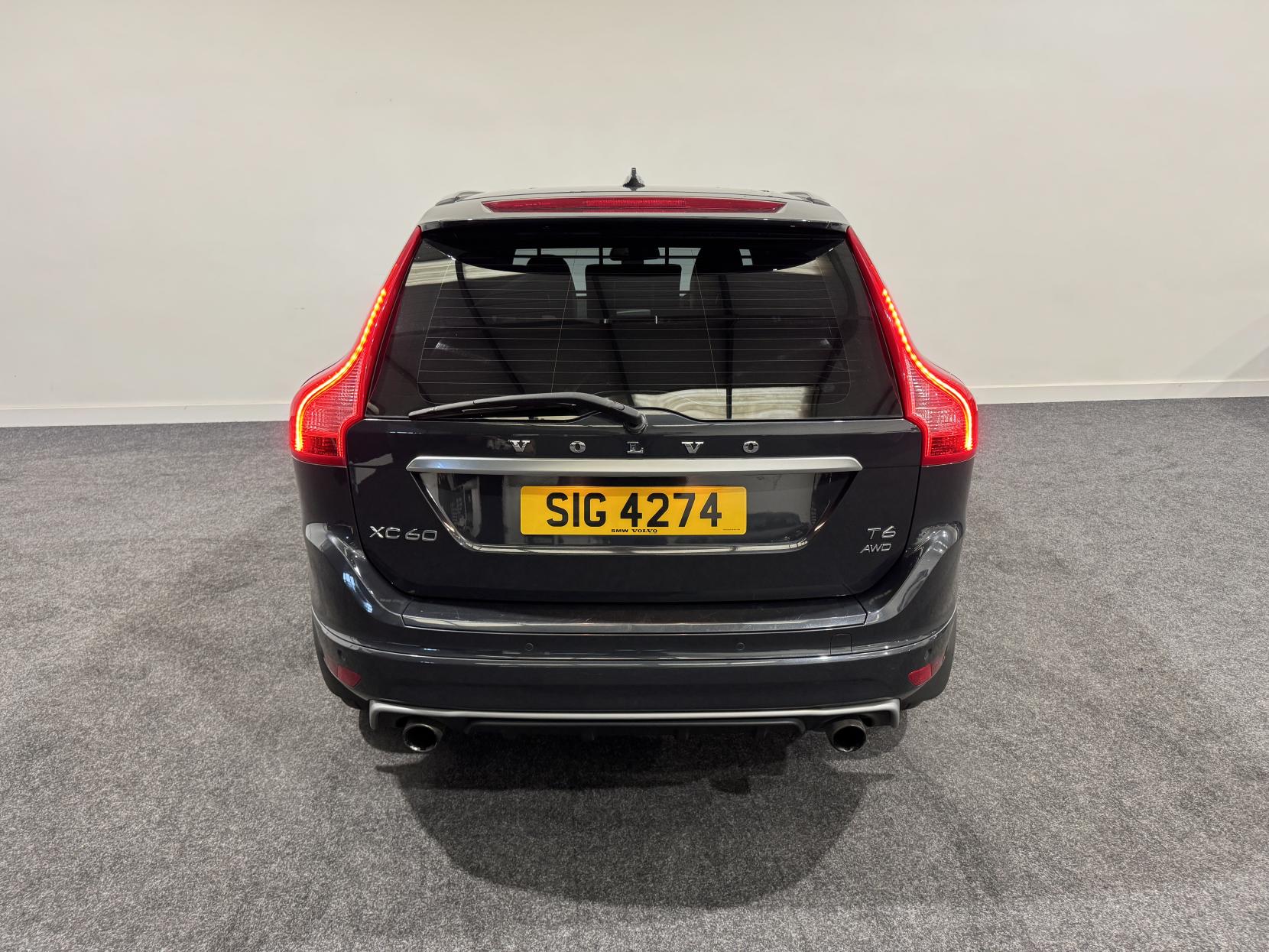 Volvo XC60 3.0 T6 R-Design Lux Nav SUV 5dr Petrol Geartronic AWD Euro 5 (304 ps)
