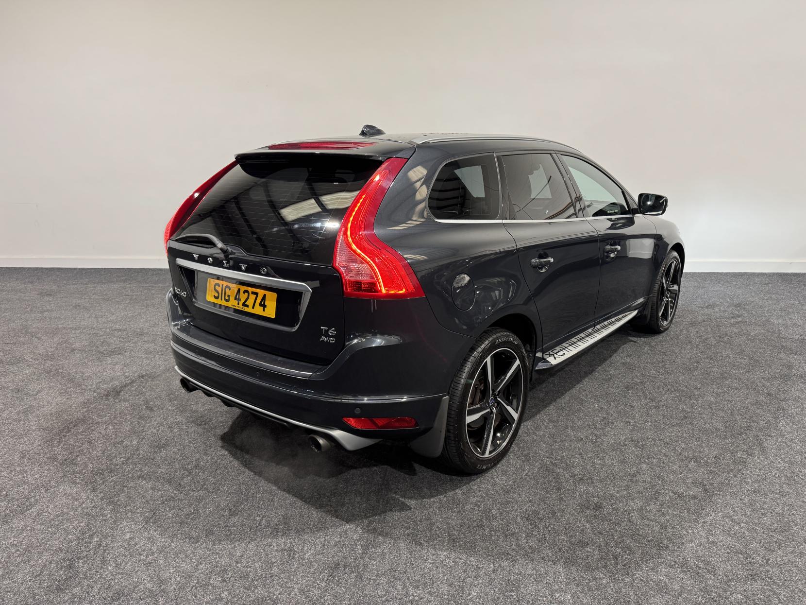 Volvo XC60 3.0 T6 R-Design Lux Nav SUV 5dr Petrol Geartronic AWD Euro 5 (304 ps)