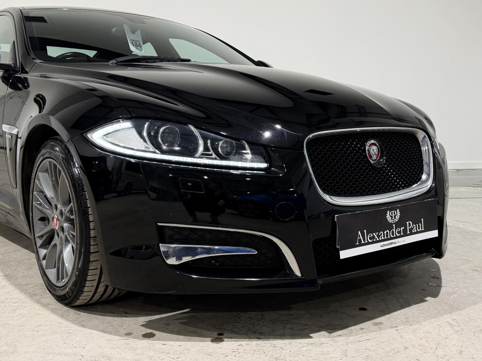 Jaguar XF 2.2d R-Sport Saloon 4dr Diesel Auto Euro 5 (s/s) (200 ps)