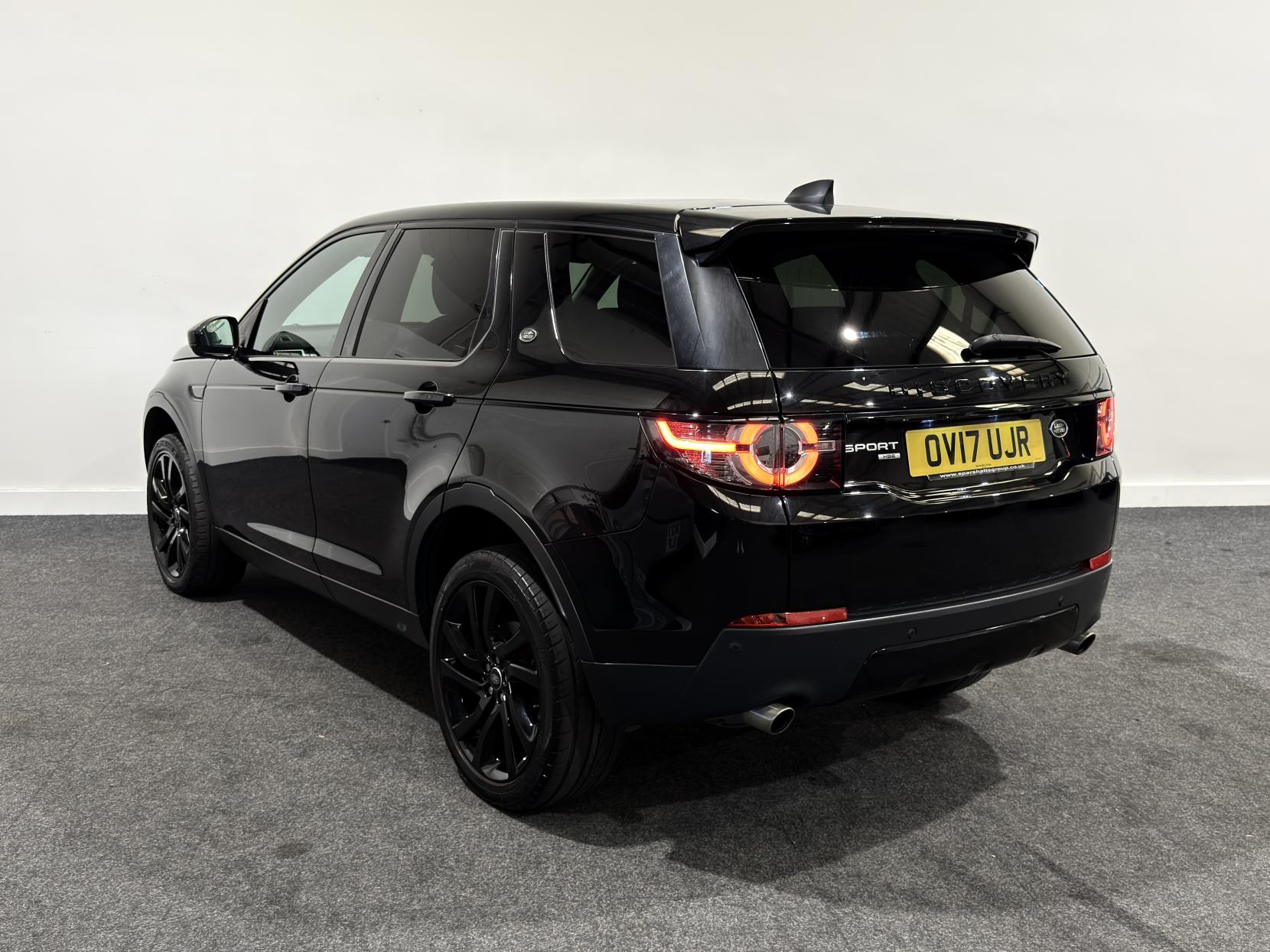 Land Rover Discovery Sport 2.0 TD4 HSE Black SUV 5dr Diesel Auto 4WD Euro 6 (s/s) (180 ps)
