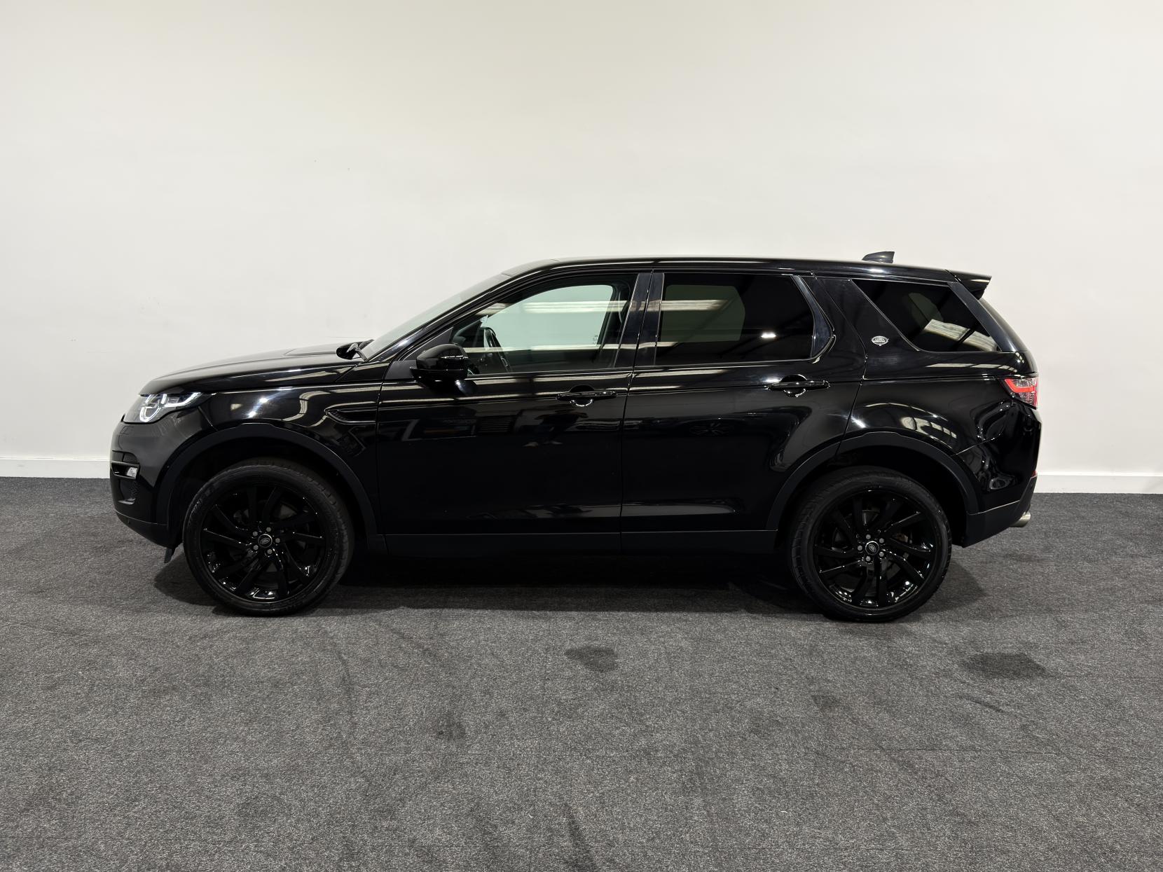 Land Rover Discovery Sport 2.0 TD4 HSE Black SUV 5dr Diesel Auto 4WD Euro 6 (s/s) (180 ps)
