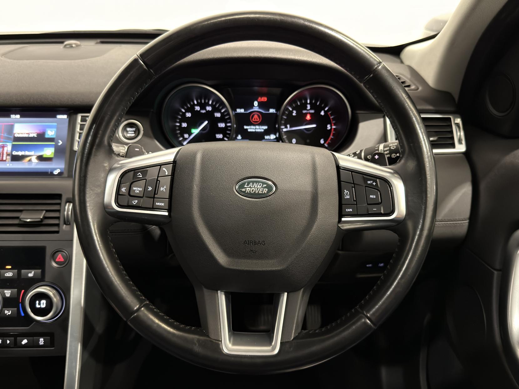 Land Rover Discovery Sport 2.0 TD4 HSE Black SUV 5dr Diesel Auto 4WD Euro 6 (s/s) (180 ps)