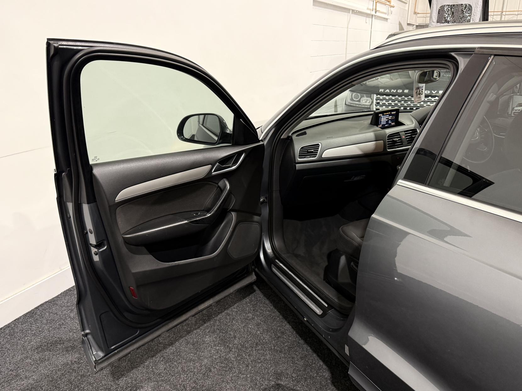 Audi Q3 2.0 TDI SE SUV 5dr Diesel Manual Euro 5 (s/s) (140 ps)