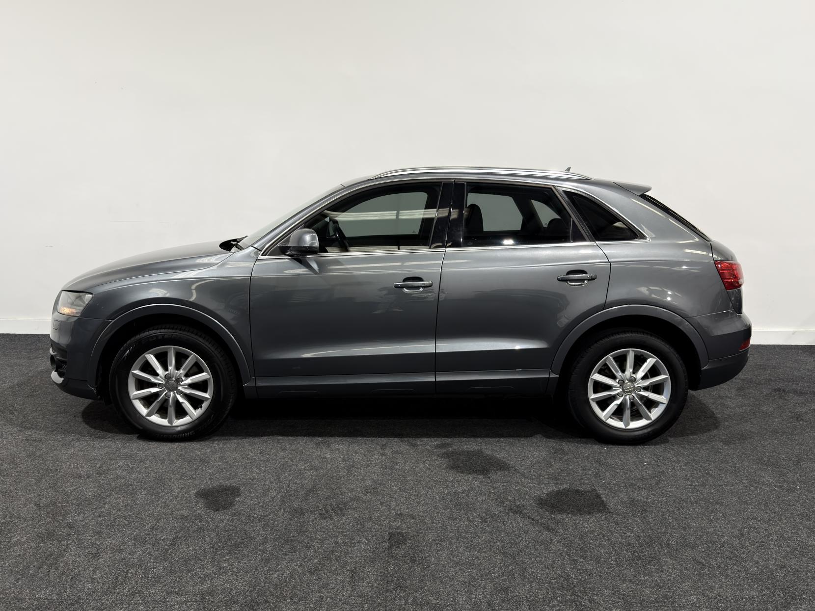 Audi Q3 2.0 TDI SE SUV 5dr Diesel Manual Euro 5 (s/s) (140 ps)