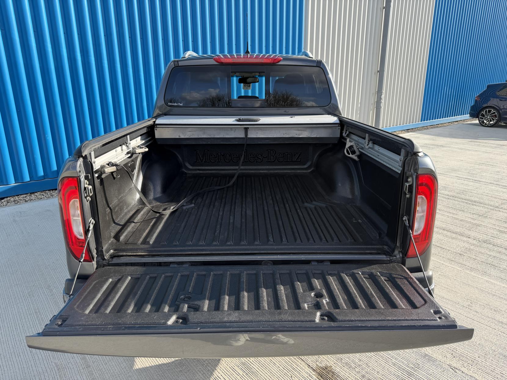 Mercedes-Benz X Class 2.3 CDI Progressive Pickup Double Cab 4dr Diesel Auto 4MATIC Euro 6 (190 ps)