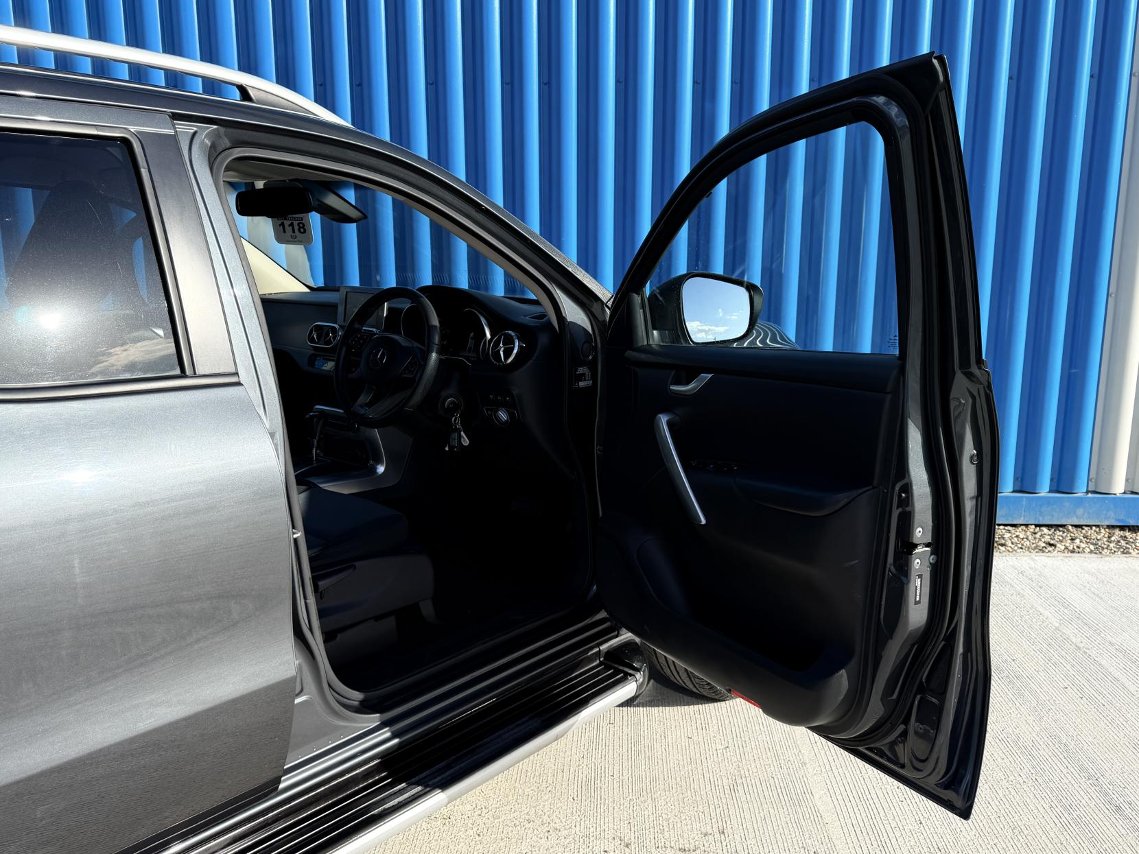 Mercedes-Benz X Class 2.3 CDI Progressive Pickup Double Cab 4dr Diesel Auto 4MATIC Euro 6 (190 ps)