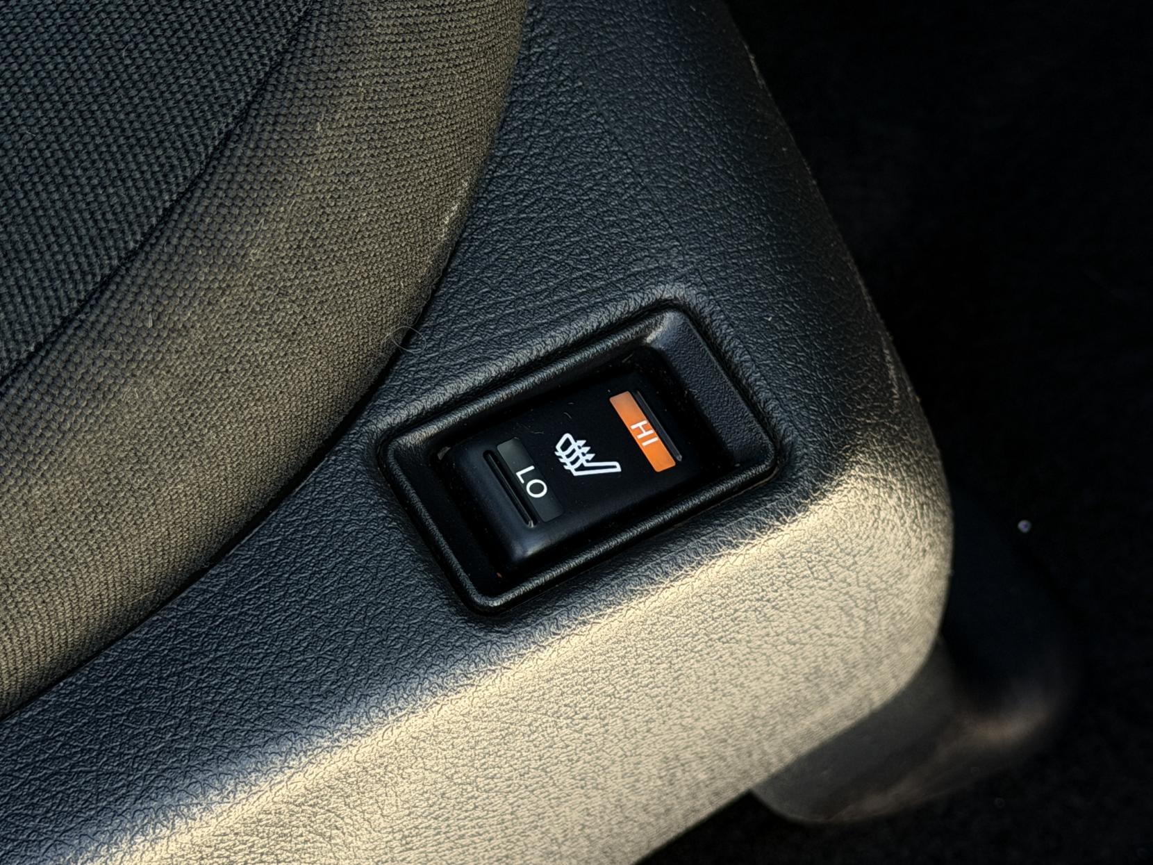 Mercedes-Benz X Class 2.3 CDI Progressive Pickup Double Cab 4dr Diesel Auto 4MATIC Euro 6 (190 ps)