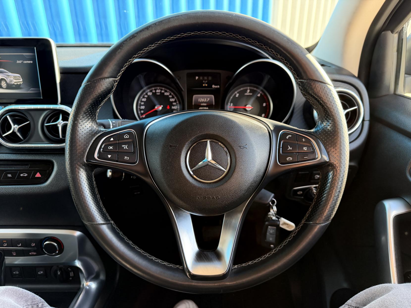 Mercedes-Benz X Class 2.3 CDI Progressive Pickup Double Cab 4dr Diesel Auto 4MATIC Euro 6 (190 ps)