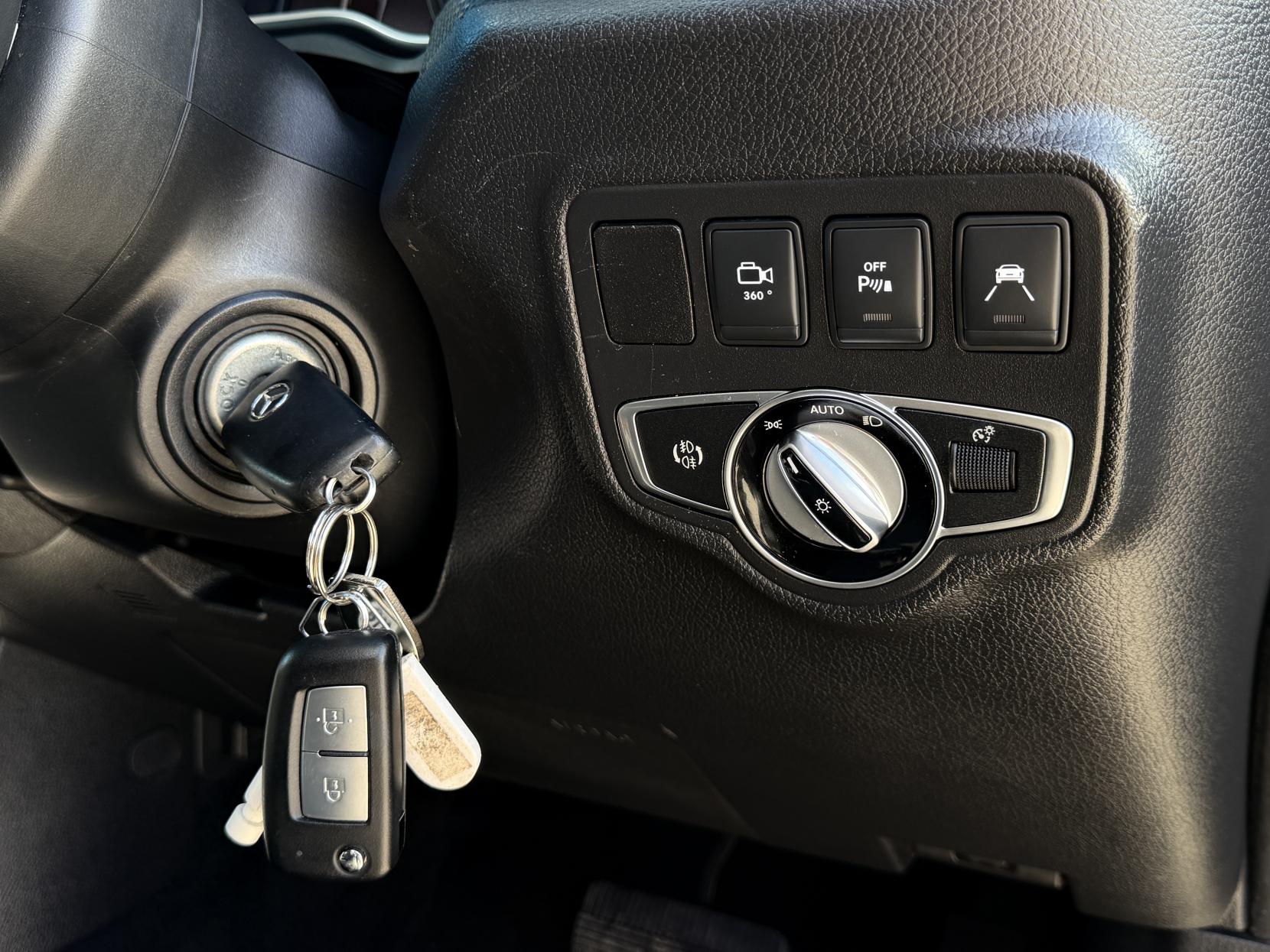 Mercedes-Benz X Class 2.3 CDI Progressive Pickup Double Cab 4dr Diesel Auto 4MATIC Euro 6 (190 ps)