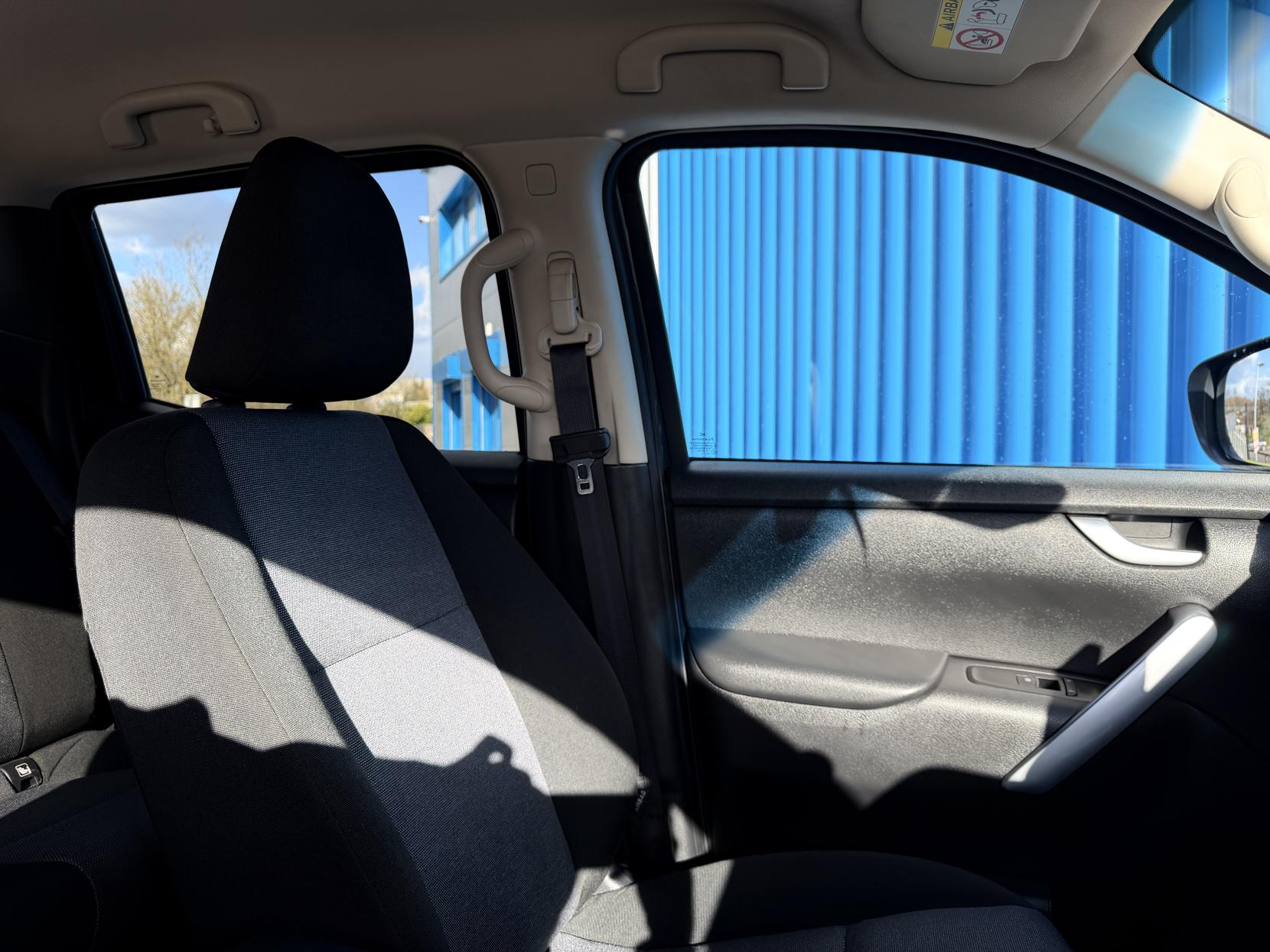 Mercedes-Benz X Class 2.3 CDI Progressive Pickup Double Cab 4dr Diesel Auto 4MATIC Euro 6 (190 ps)