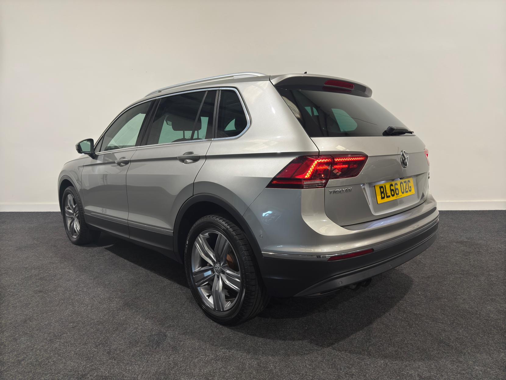 Volkswagen Tiguan 2.0 TSI BlueMotion Tech SEL SUV 5dr Petrol DSG 4Motion Euro 6 (s/s) (180 ps)