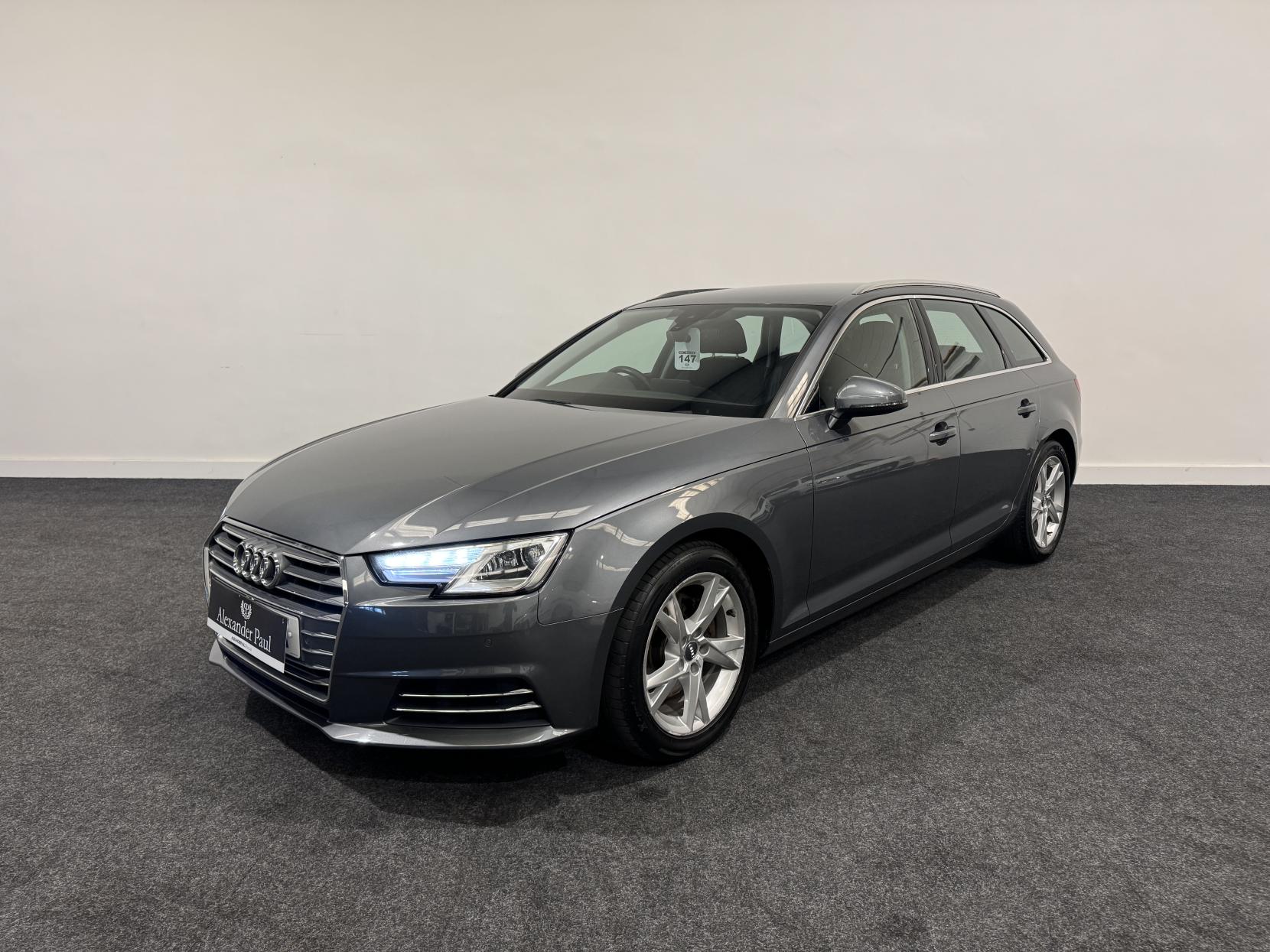 Audi A4 Avant 2.0 TDI ultra Sport Estate 5dr Diesel S Tronic Euro 6 (s/s) (150 ps)