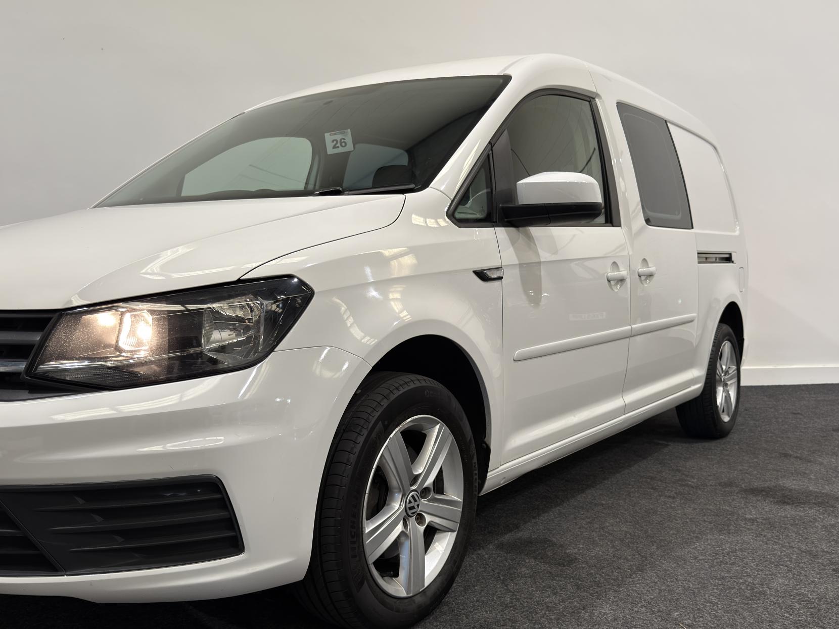 Volkswagen Caddy Maxi 2.0 TDI C20 Crew Van Double Cab 5dr Diesel Manual LWB Euro 6 (s/s) (102 ps)