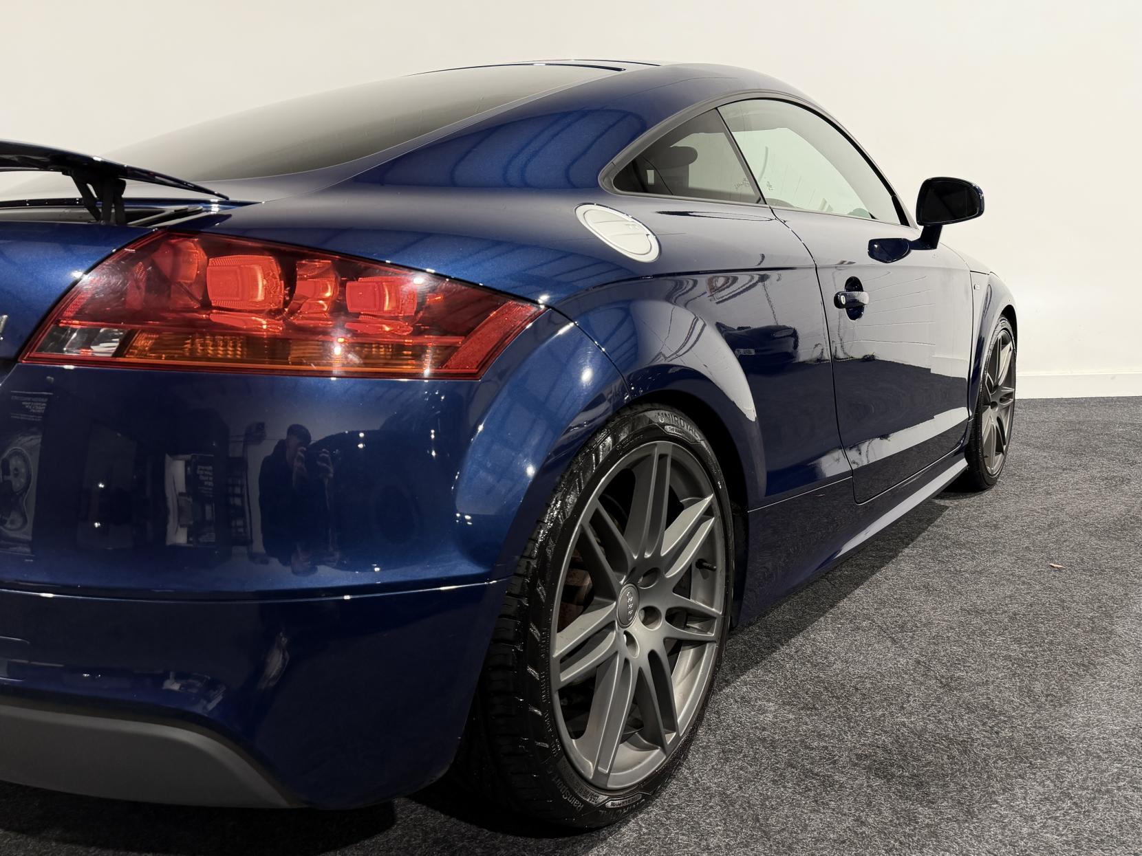 Audi TT 2.0 TDI Black Edition Coupe 3dr Diesel Manual quattro Euro 5 (170 ps)