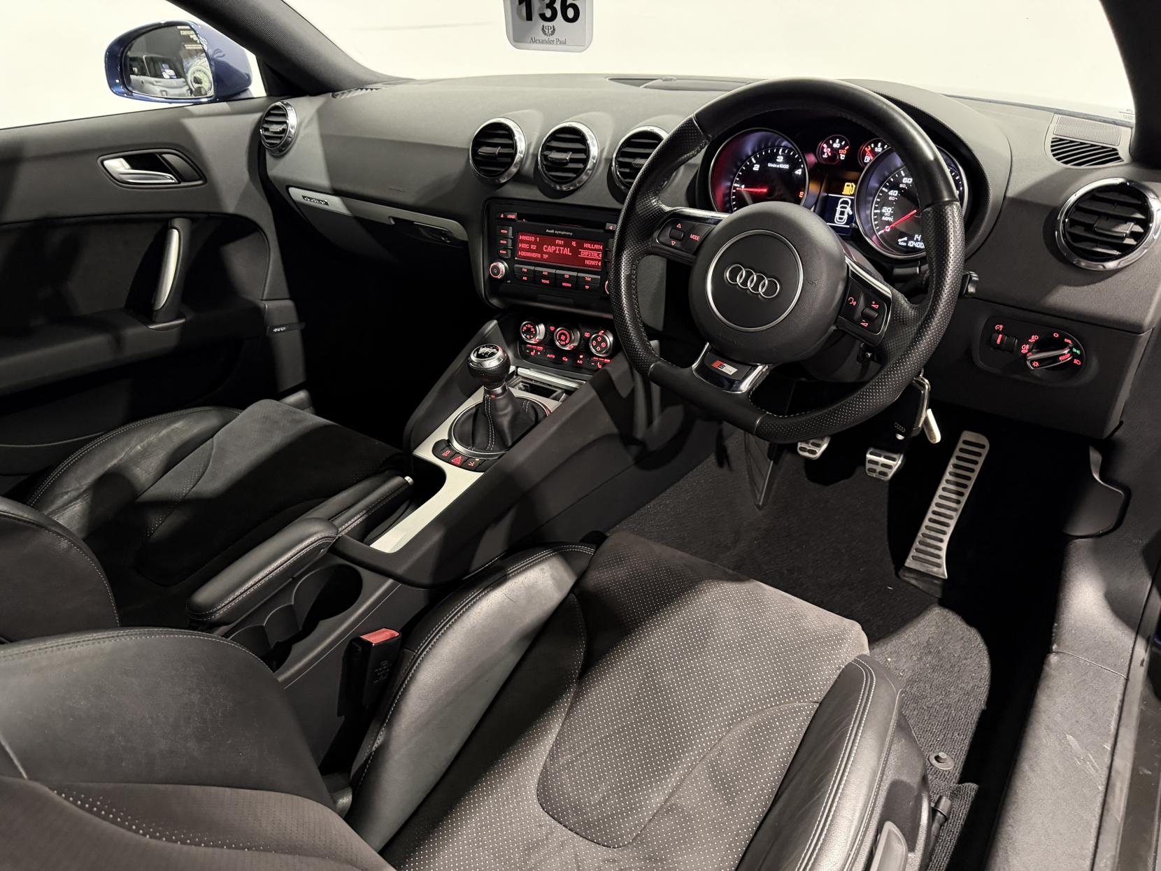 Audi TT 2.0 TDI Black Edition Coupe 3dr Diesel Manual quattro Euro 5 (170 ps)