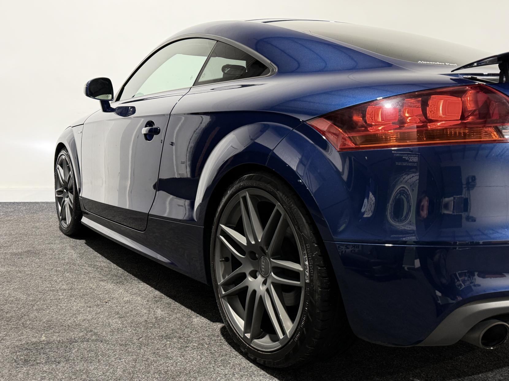 Audi TT 2.0 TDI Black Edition Coupe 3dr Diesel Manual quattro Euro 5 (170 ps)