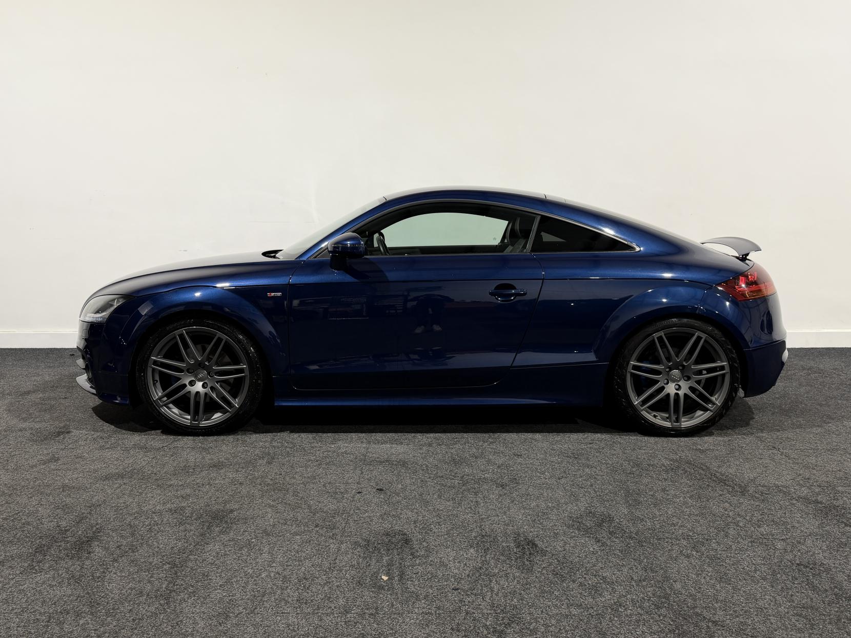 Audi TT 2.0 TDI Black Edition Coupe 3dr Diesel Manual quattro Euro 5 (170 ps)