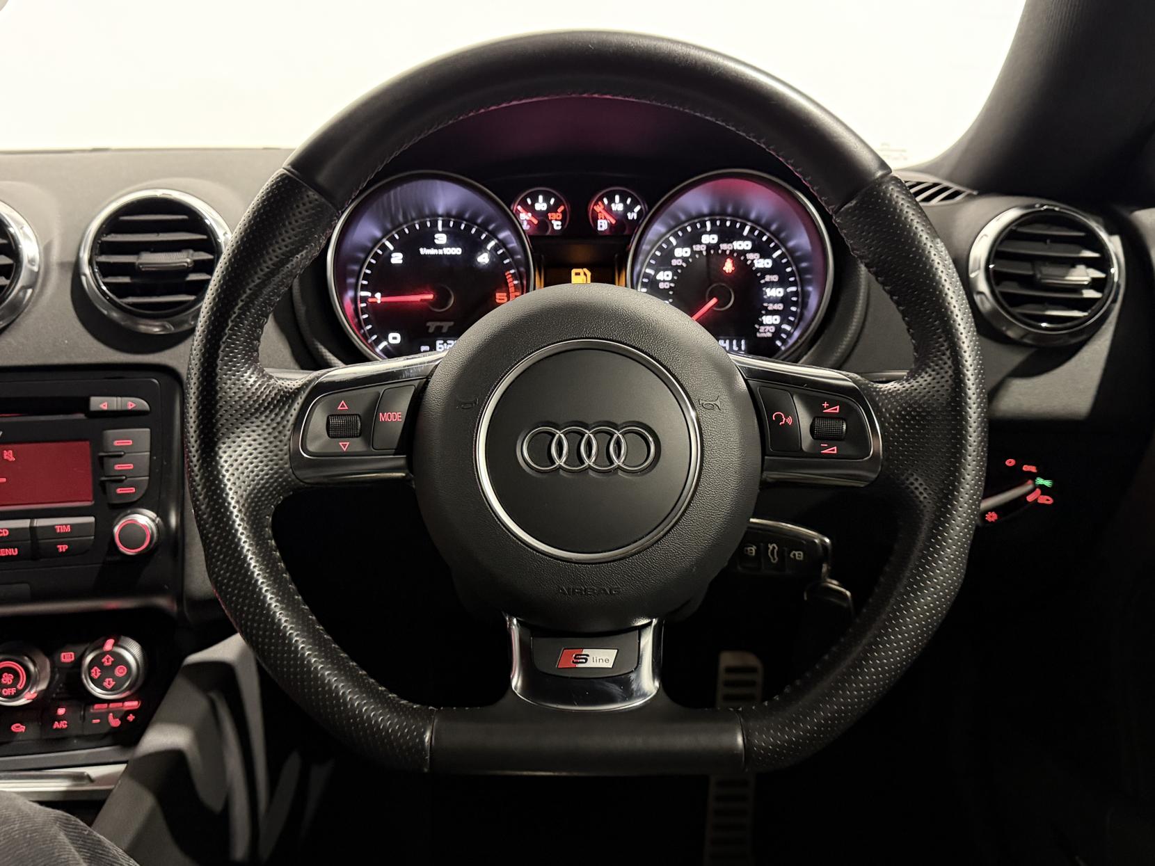 Audi TT 2.0 TDI Black Edition Coupe 3dr Diesel Manual quattro Euro 5 (170 ps)